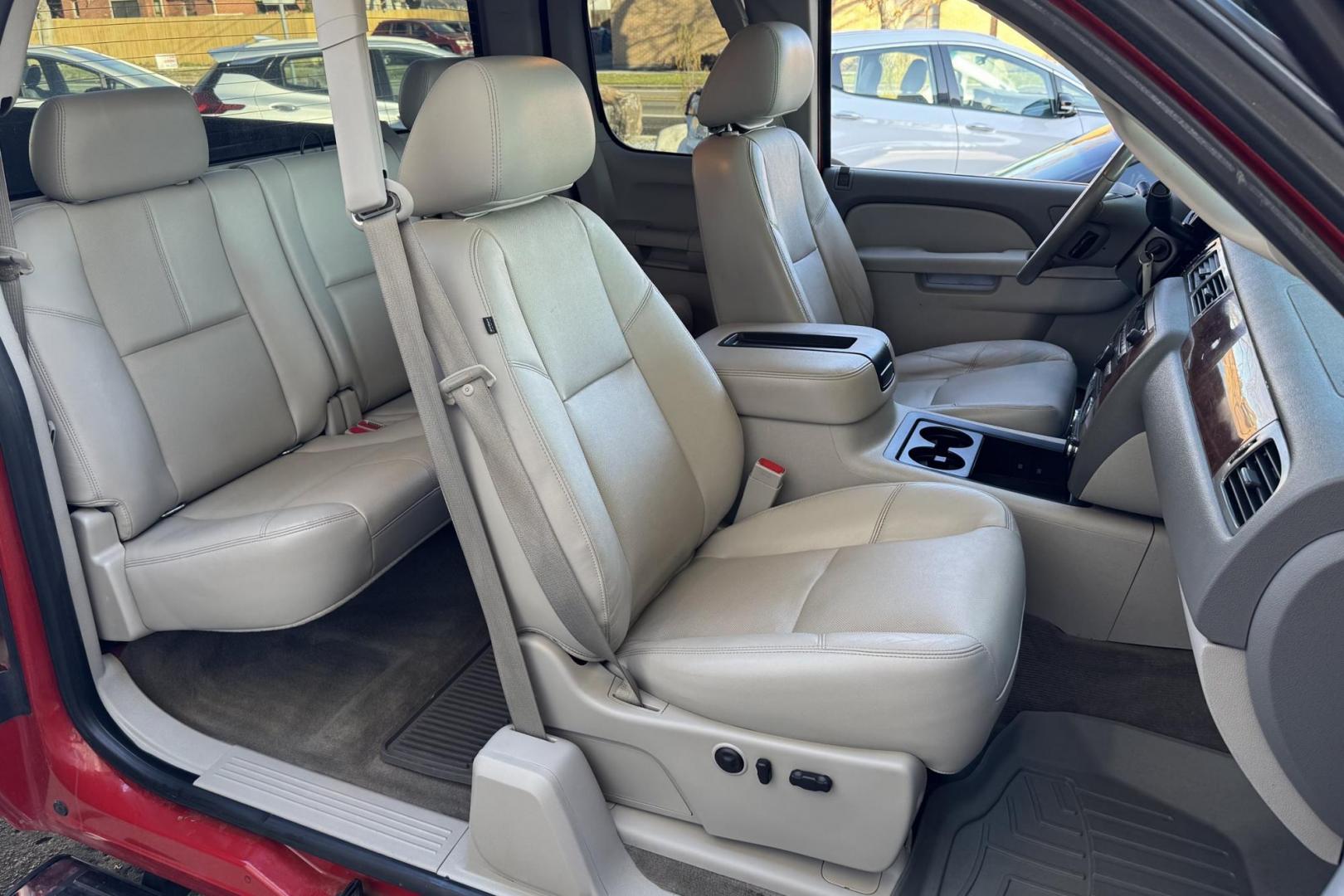 2012 Victory Red /Gray Chevrolet Silverado 1500 Extended Cab LTZ (1GCRKTE72CZ) with an V8 5.3 Liter engine, Automatic 6 Speed transmission, located at 2304 W. Main St., Boise, ID, 83702, (208) 342-7777, 43.622105, -116.218658 - Financing Available O.A.C. - Photo#18