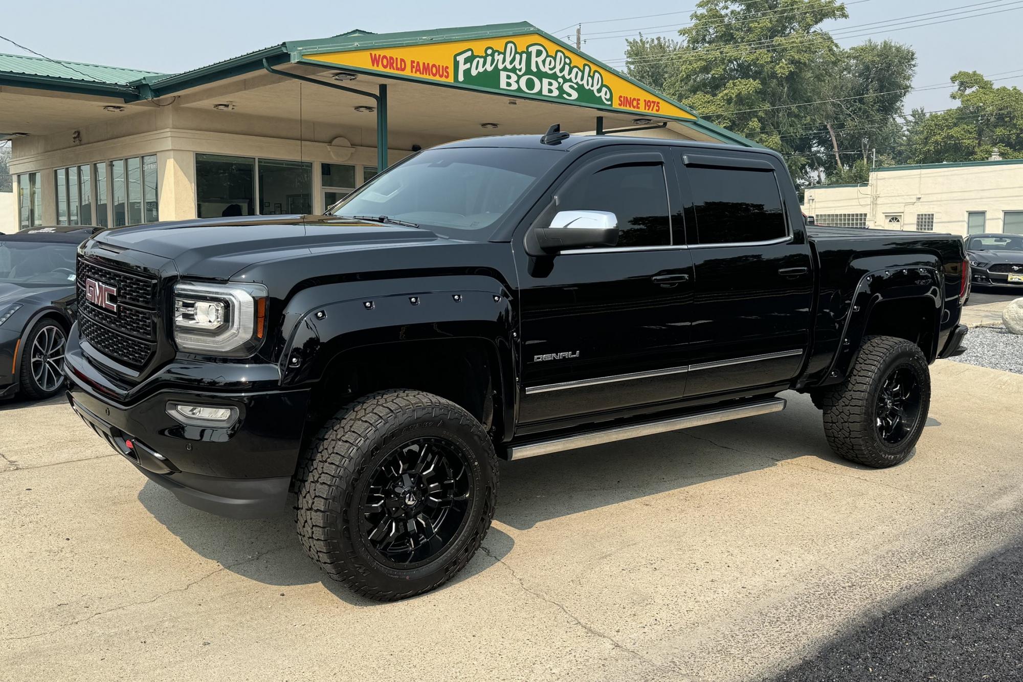 photo of 2018 GMC Sierra 1500 Crew Cab Denali