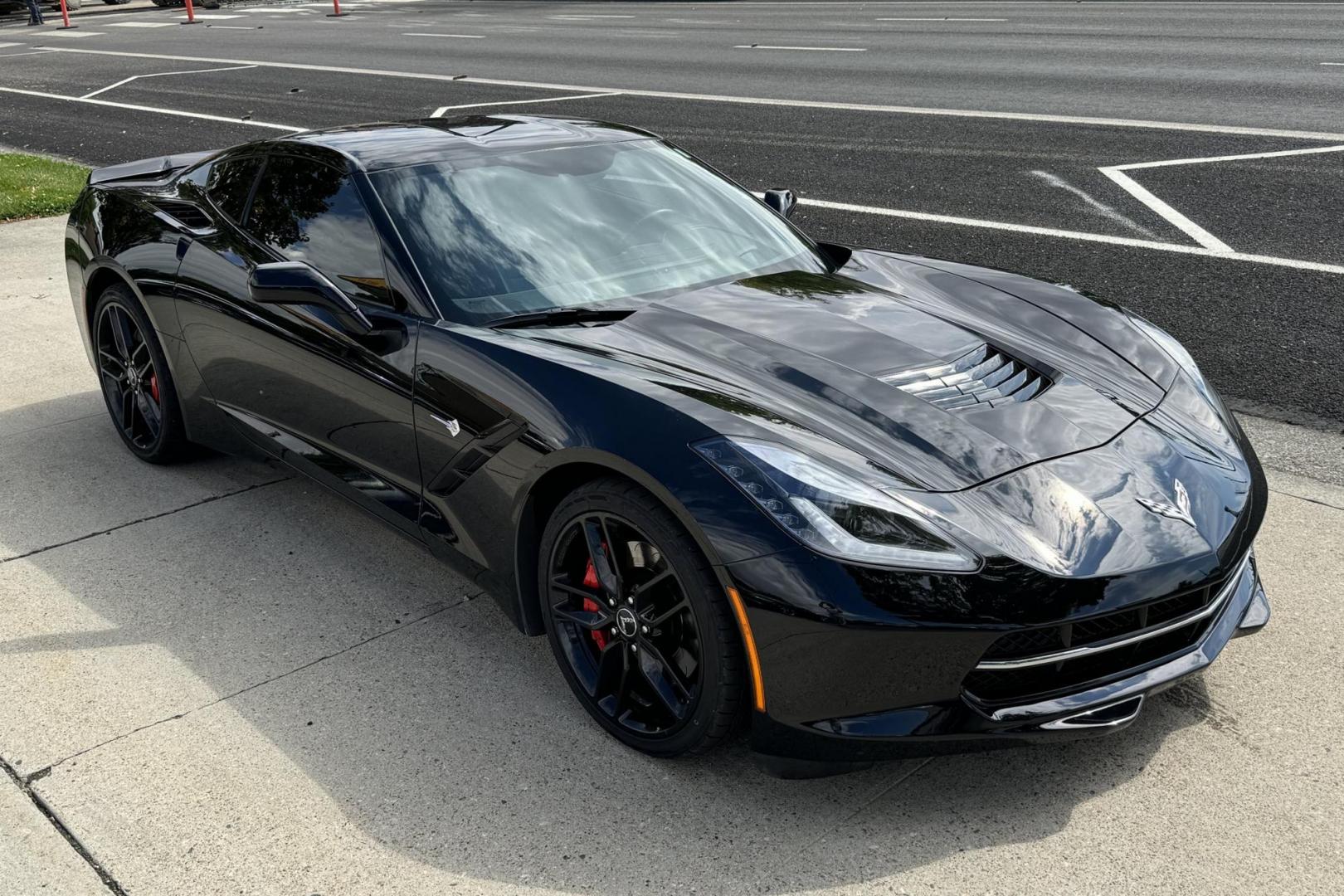 2015 Black /Black Chevrolet Corvette Stingray 3LT Z51 Coupe (1G1YL2D78F5) with an V8 6.2 liter engine, 7 Speed Manual transmission, located at 2304 W. Main St., Boise, ID, 83702, (208) 342-7777, 43.622105, -116.218658 - 7-speed manual with Z51 Performance Package and 3LT! Performance Data Recorder! New Tires Too! - Photo#20