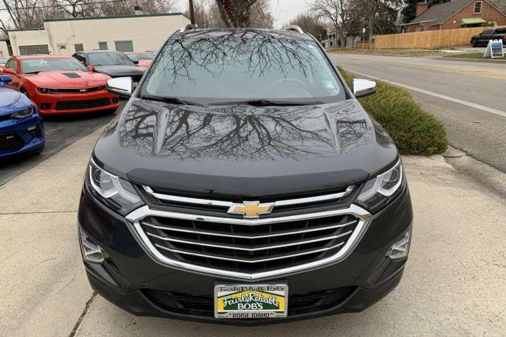 2018 Gray /Black CHEVROLET EQUINOX PREMIER (2GNAXVEVXJ6) with an 1.5L TURBO DOHC 4-CYLINDER, SIDI, VVT engine, TRANSMISSION, 6-SPEED AUTOMATIC, ELECTRONICALLY-CO transmission, located at 2304 W. Main St., Boise, ID, 83702, (208) 342-7777, 43.622105, -116.218658 - 2018 CHEVROLET - Photo#1