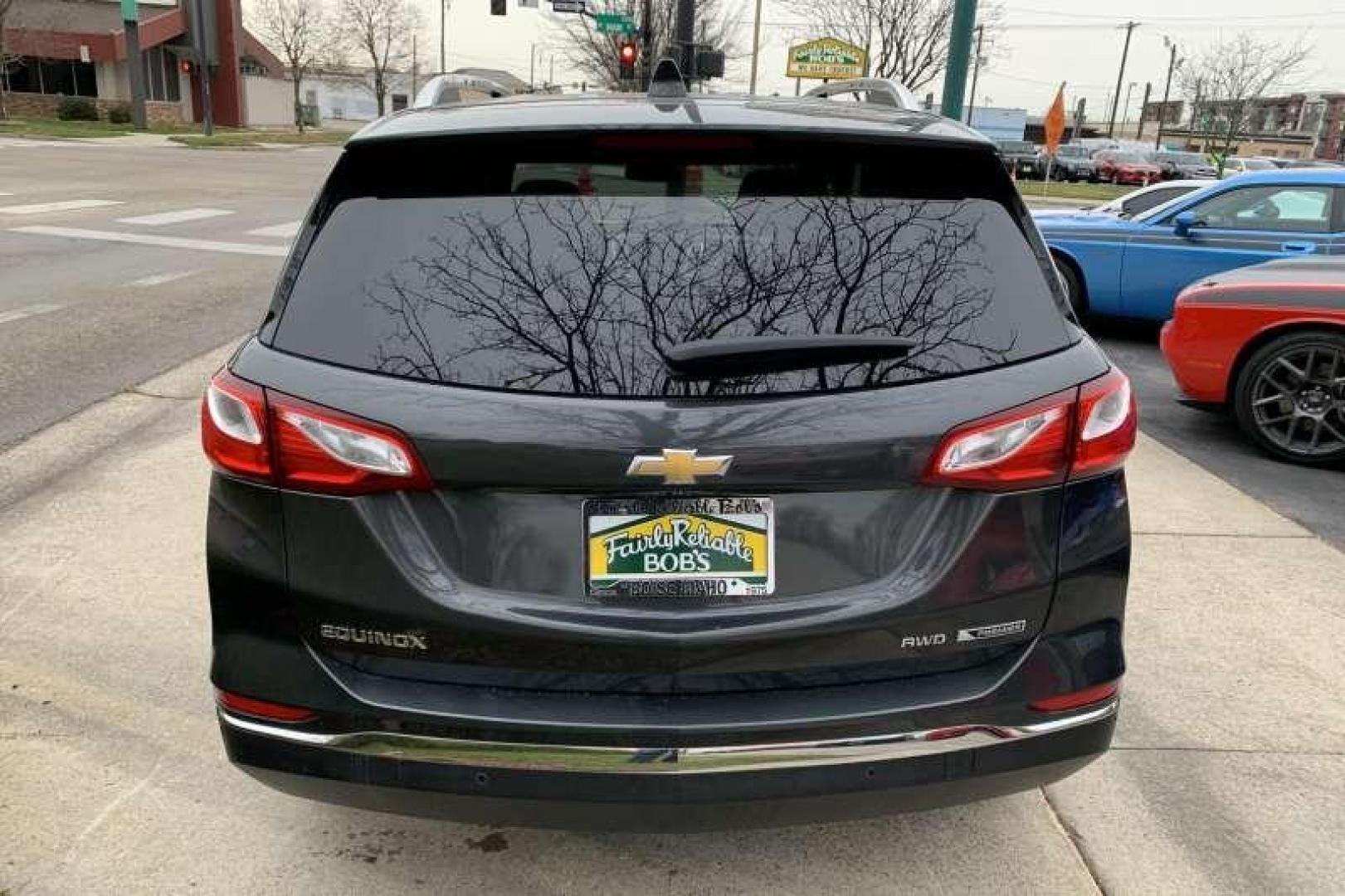 2018 Gray /Black CHEVROLET EQUINOX PREMIER (2GNAXVEVXJ6) with an 1.5L TURBO DOHC 4-CYLINDER, SIDI, VVT engine, TRANSMISSION, 6-SPEED AUTOMATIC, ELECTRONICALLY-CO transmission, located at 2304 W. Main St., Boise, ID, 83702, (208) 342-7777, 43.622105, -116.218658 - 2018 CHEVROLET - Photo#3