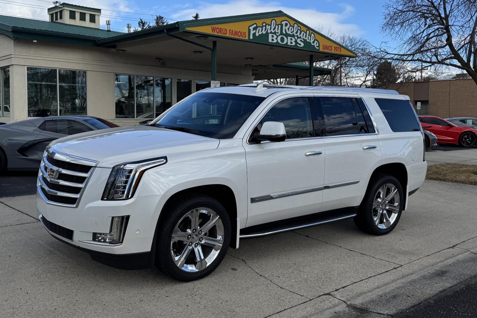 2017 Crystal White Tricoat /Black Cadillac Escalade Luxury (1GYS4BKJ9HR) with an V8 6.2 Liter engine, Automatic 8 Speed transmission, located at 2304 W. Main St., Boise, ID, 83702, (208) 342-7777, 43.622105, -116.218658 - Pristine Escalade! - Photo#0