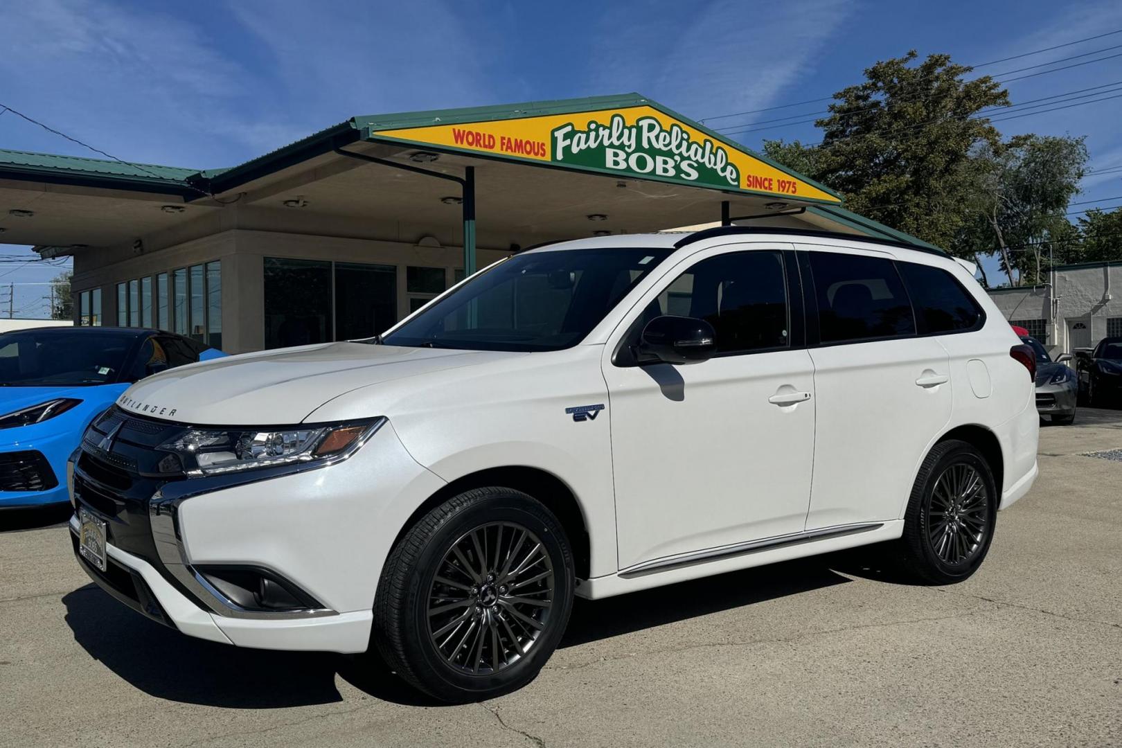 2021 White Diamond Pearl /Black Mitsubishi Outlander SEL (JA4J2VA76MZ) with an 2.4L DOHC MIVEC 4-Cylinder engine, Automatic transmission, located at 2304 W. Main St., Boise, ID, 83702, (208) 342-7777, 43.622105, -116.218658 - 2021 Mitsubishi Outlander PHEV SEL - Photo#0