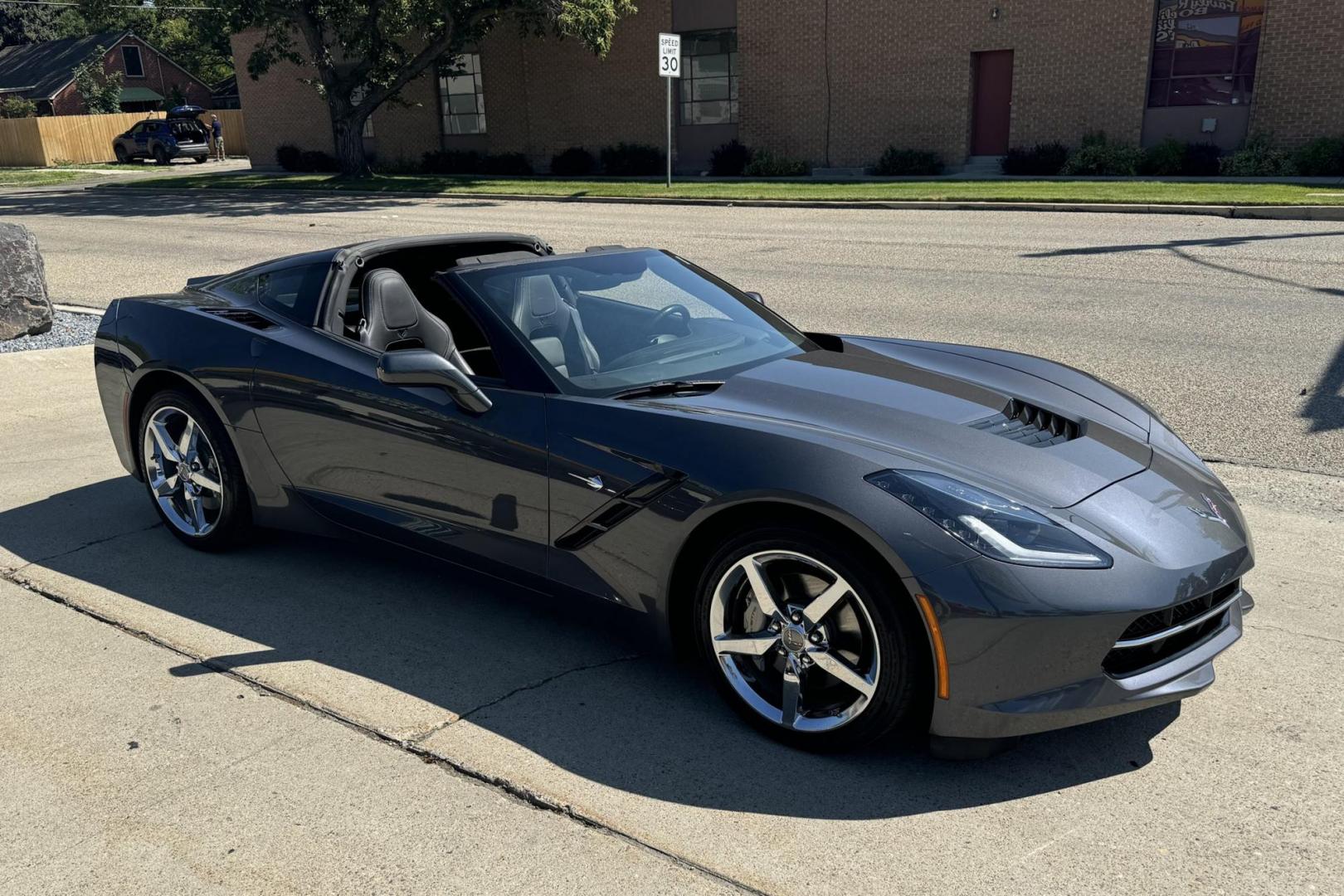 2014 Cyber Gray /Black Chevrolet Corvette Stingray 3LT Coupe (1G1YF2D70E5) with an V8 6.2 Liter engine, Automatic transmission, located at 2304 W. Main St., Boise, ID, 83702, (208) 342-7777, 43.622105, -116.218658 - Photo#1