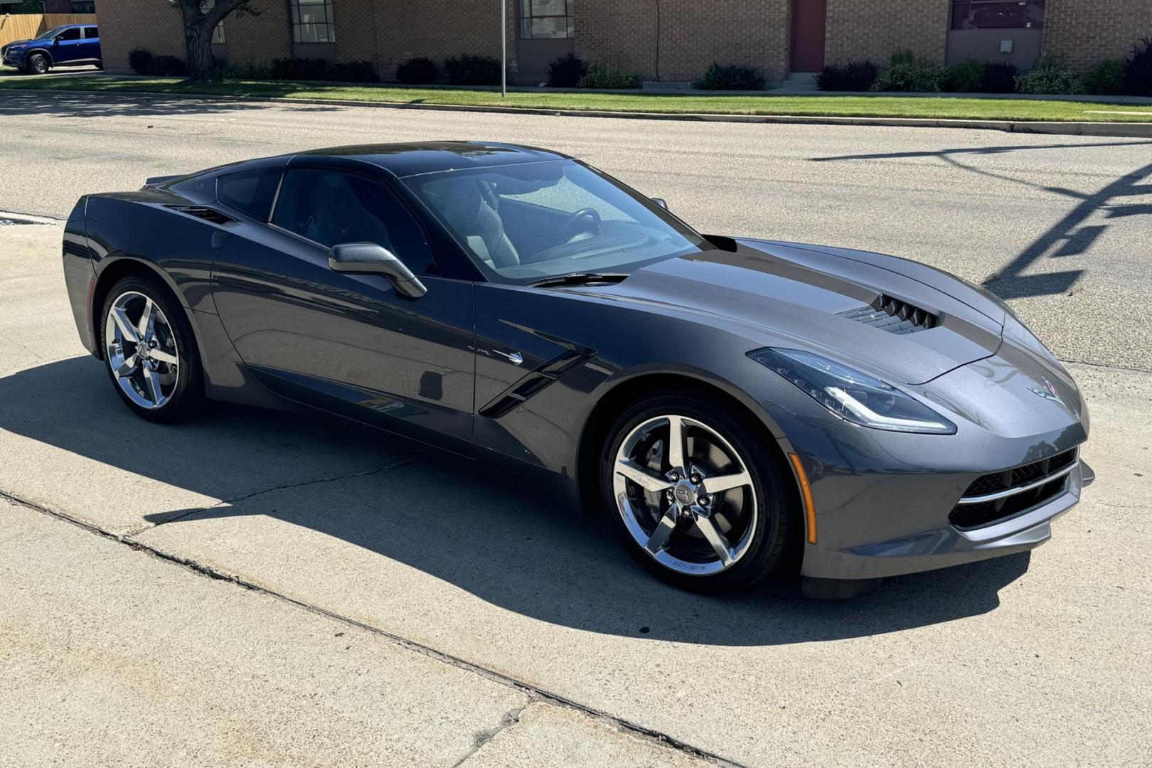 2014 Cyber Gray /Black Chevrolet Corvette Stingray 3LT Coupe (1G1YF2D70E5) with an V8 6.2 Liter engine, Automatic transmission, located at 2304 W. Main St., Boise, ID, 83702, (208) 342-7777, 43.622105, -116.218658 - Photo#19