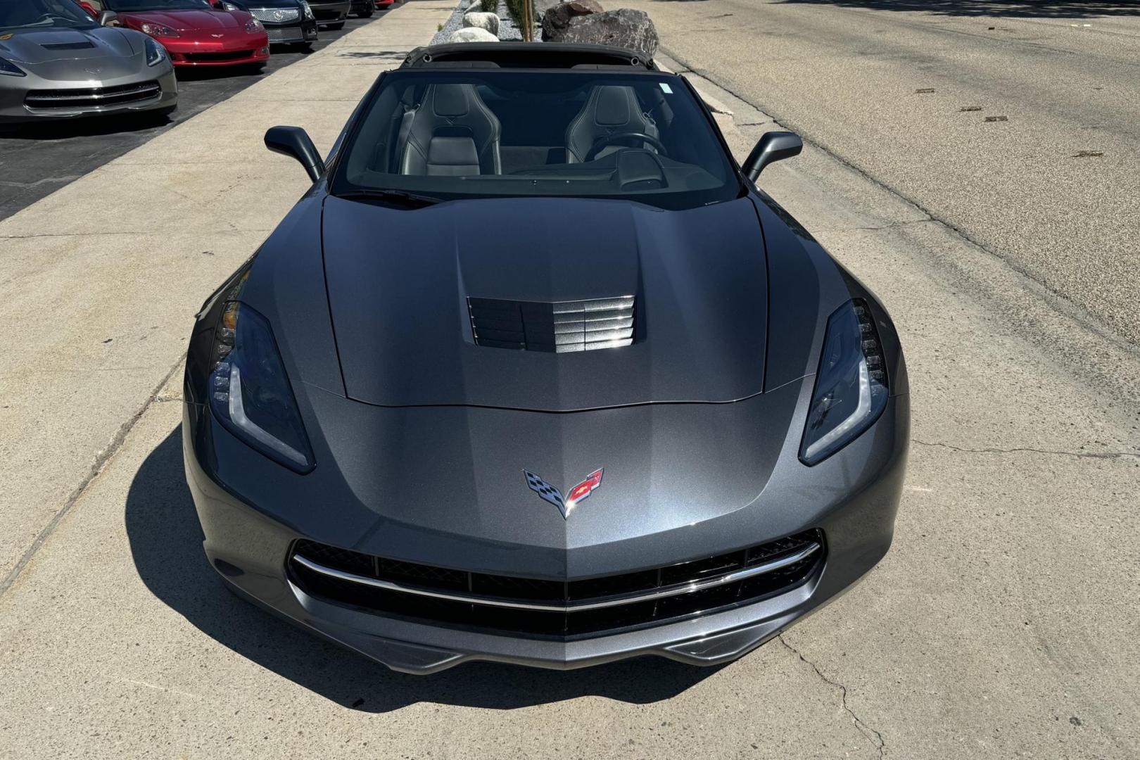 2014 Cyber Gray /Black Chevrolet Corvette Stingray 3LT Coupe (1G1YF2D70E5) with an V8 6.2 Liter engine, Automatic transmission, located at 2304 W. Main St., Boise, ID, 83702, (208) 342-7777, 43.622105, -116.218658 - Photo#3