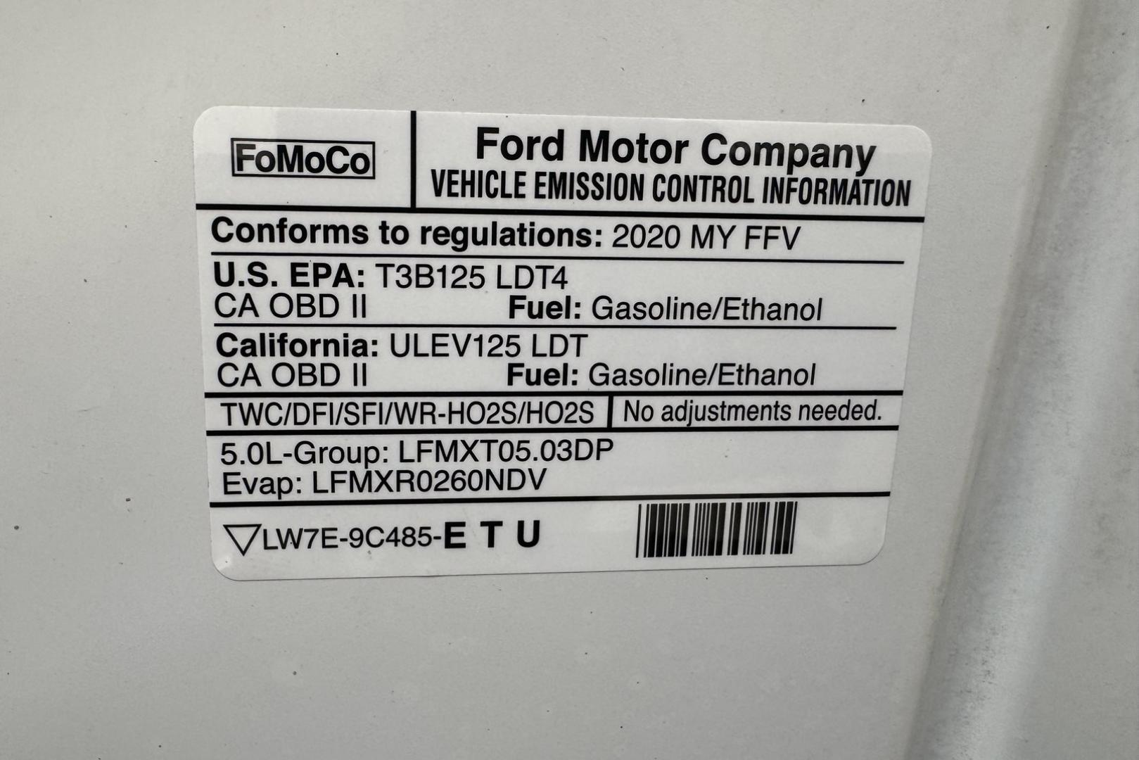 2020 Oxford White /Black Ford F-150 Super Crew XLT (1FTEW1E57LK) with an V8 5.0 Liter engine, Automatic 10 Speed transmission, located at 2304 W. Main St., Boise, ID, 83702, (208) 342-7777, 43.622105, -116.218658 - New Tires! Clean 4x4! - Photo#21