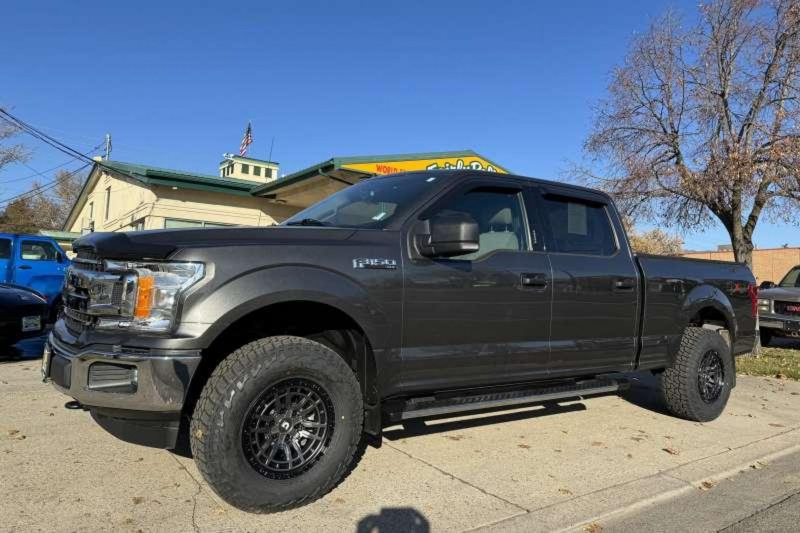 2020 Magnetic Gray /Gray FORD F-150 XLT (1FTFW1E51LK) with an 5.0L V8 engine, ELECTRONIC 6-SPEED AUTOMATIC transmission, located at 2304 W. Main St., Boise, ID, 83702, (208) 342-7777, 43.622105, -116.218658 - Photo#0