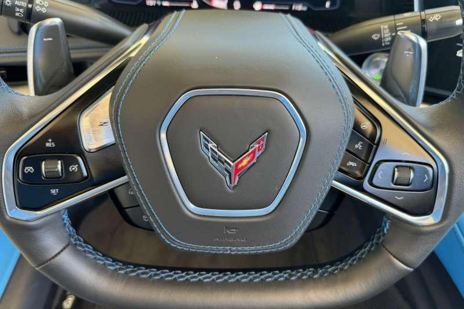 2022 Rapid Blue /Tension With Twilight Blue Dipped CHEVROLET CORVETTE 3LT (1G1YC3D44N5) with an 6.2L V8 DI, HIGH-OUTPUT engine, TRANSMISSION, 8-SPEED DUAL CLUTCH, INCLUDES MANUAL transmission, located at 2304 W. Main St., Boise, ID, 83702, (208) 342-7777, 43.622105, -116.218658 - 2022 CHEVROLET - Photo#11