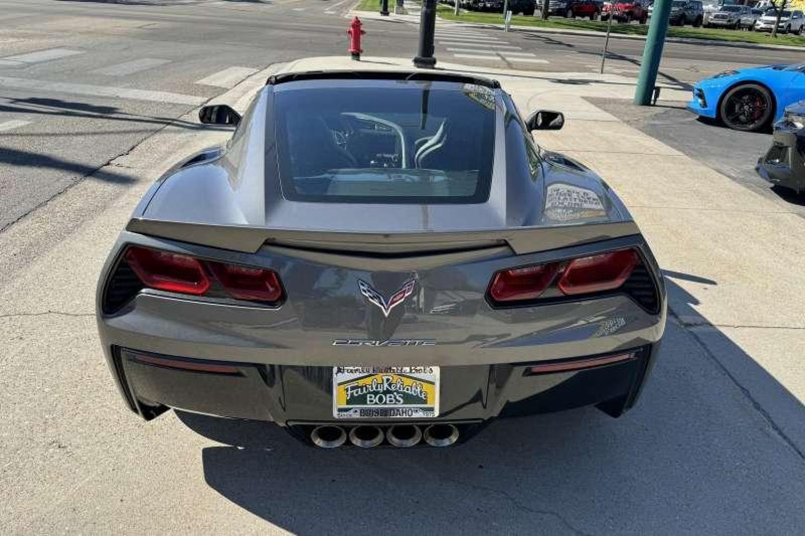 2015 Shark Grey /Gray CHEVROLET CORVETTE Z51 3LT (1G1YM2D70F5) with an 6.2L (376 CI) V8 DI engine, Automatic 8 Speed transmission, located at 2304 W. Main St., Boise, ID, 83702, (208) 342-7777, 43.622105, -116.218658 - Photo#1