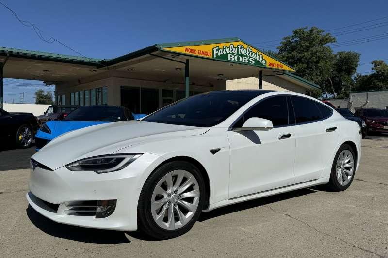 photo of 2016 TESLA MODEL S 2016.5 4dr Sdn AWD