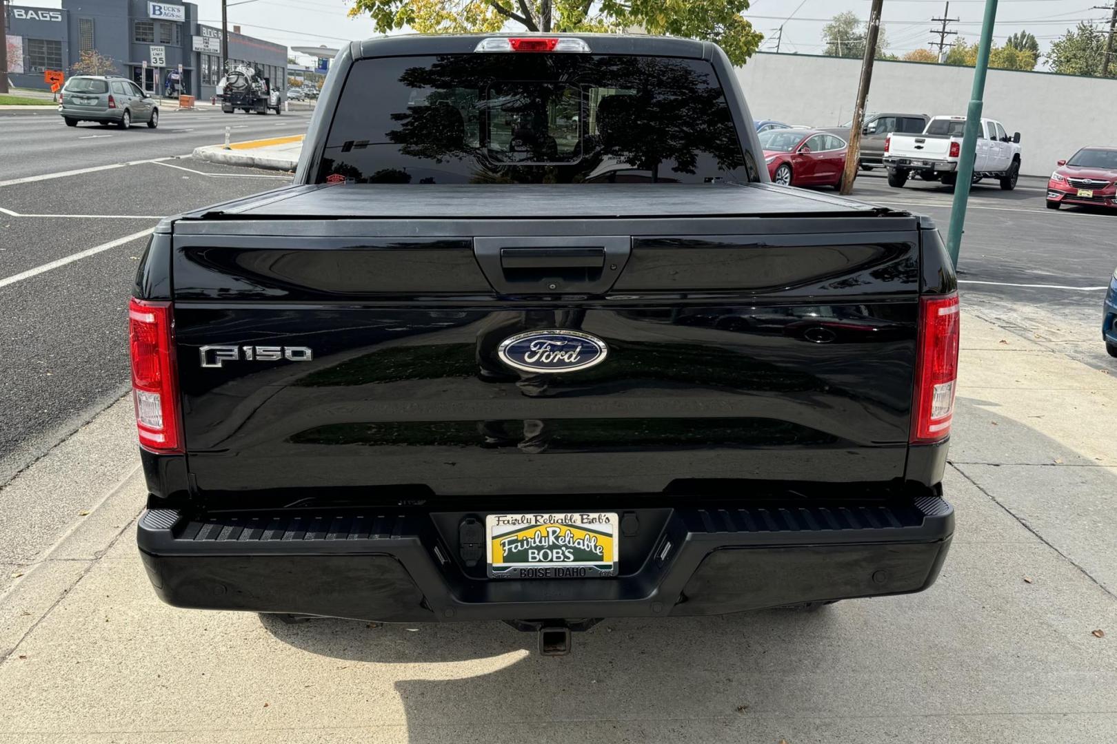 2017 Black /Black Ford F-150 SuperCrew XLT Sport (1FTEW1EP8HK) with an V6 2.7 Liter Twin Turbo engine, Automatic 6 Speed transmission, located at 2304 W. Main St., Boise, ID, 83702, (208) 342-7777, 43.622105, -116.218658 - Clean Truck! Drives Super! - Photo#3