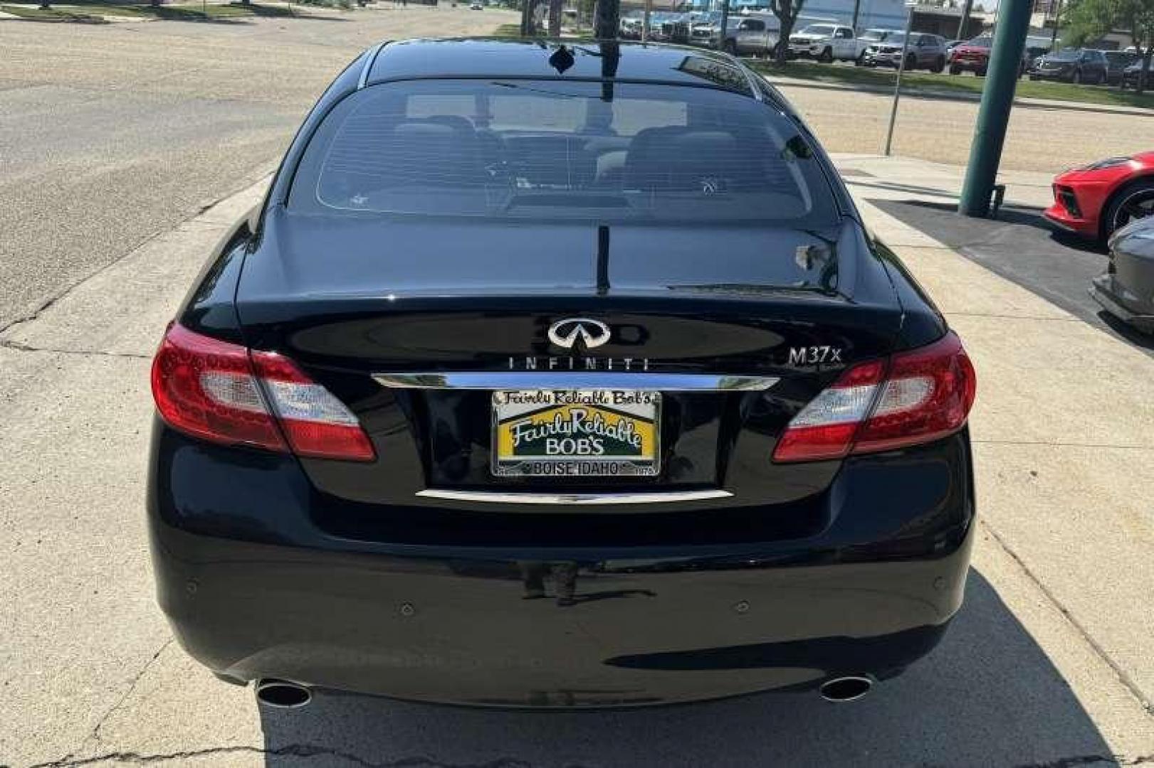 2013 Black /Tan Infiniti M37 Premium (JN1BY1AR3DM) with an 3.7L DOHC 24-valve aluminum-alloy V6 engine engine, Automatic 7 Speed transmission, located at 2304 W. Main St., Boise, ID, 83702, (208) 342-7777, 43.622105, -116.218658 - 2013 INFINITI - Photo#1