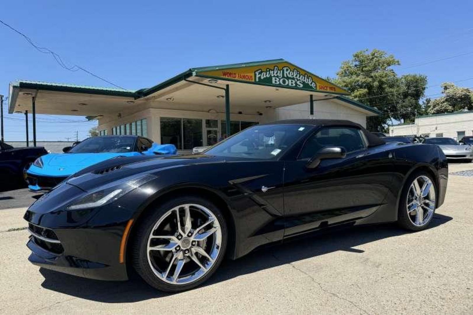 2019 Black /Black Chevrolet Corvette Stingray 3LT (1G1YF3D71K5) with an 6.2L (376 CI) V8 DI engine, Automatic 8 Speed transmission, located at 2304 W. Main St., Boise, ID, 83702, (208) 342-7777, 43.622105, -116.218658 - Photo#15