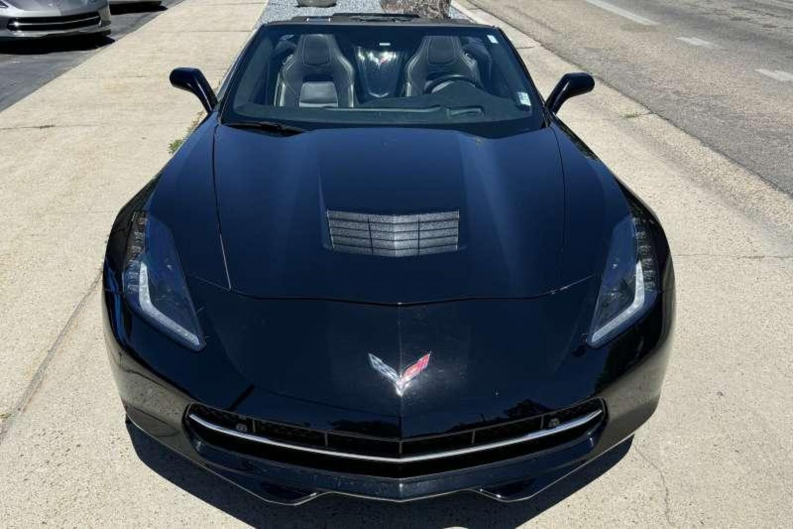 2019 Black /Black Chevrolet Corvette Stingray 3LT (1G1YF3D71K5) with an 6.2L (376 CI) V8 DI engine, Automatic 8 Speed transmission, located at 2304 W. Main St., Boise, ID, 83702, (208) 342-7777, 43.622105, -116.218658 - Photo#3