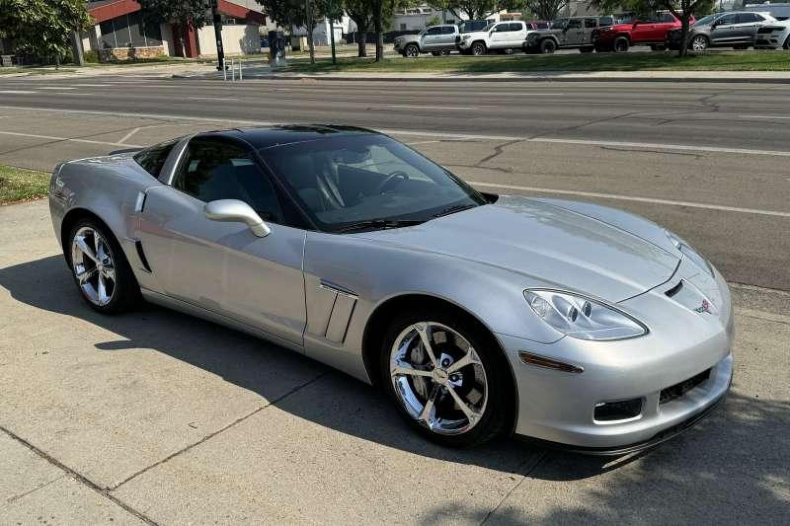 2011 Blade Silver Metallic /Black Chevrolet Corvette Z16 GRAND SPORT W/3LT (1G1YW2DW5B5) with an 6.2L V8 SFI engine, Automatic 6 Speed transmission, located at 2304 W. Main St., Boise, ID, 83702, (208) 342-7777, 43.622105, -116.218658 - 2011 CHEVROLET - Photo#20