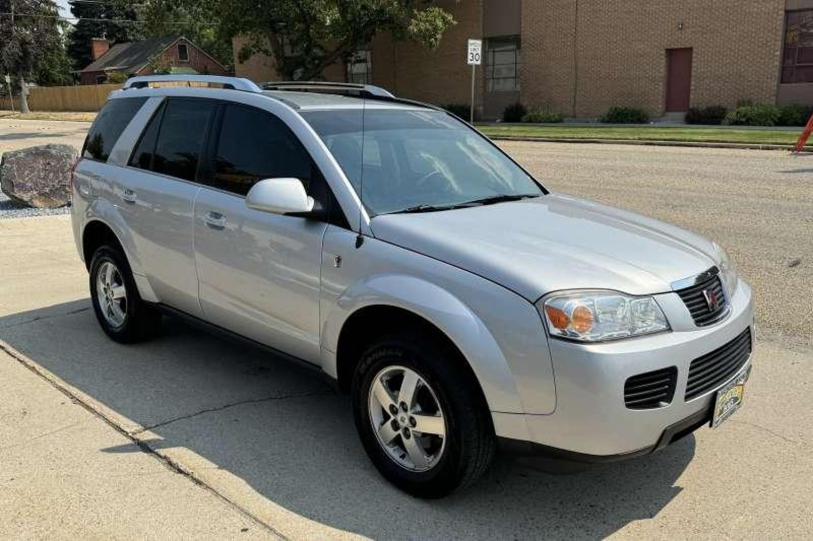 2007 Silver /Gray SATURN VUE V6 (5GZCZ53467S) with an 3.5L SOHC MFI 24-VALVE V6 ENGINE engine, Automatic 5 Speed transmission, located at 2304 W. Main St., Boise, ID, 83702, (208) 342-7777, 43.622105, -116.218658 - 2007 SATURN - Photo#2