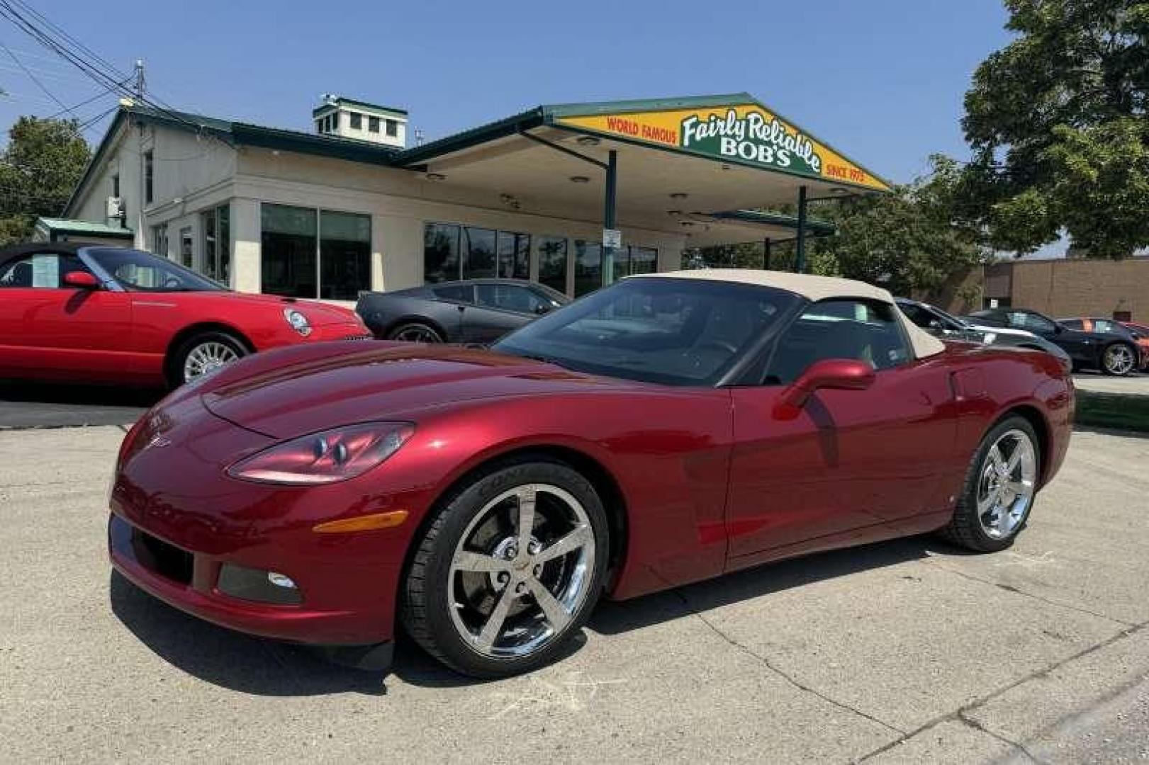 2009 Crystal Red Metallic /Cashmere Chevrolet Corvette 3LT (1G1YY36W095) with an 6.2L V8 SFI engine, Automatic transmission, located at 2304 W. Main St., Boise, ID, 83702, (208) 342-7777, 43.622105, -116.218658 - Photo#15