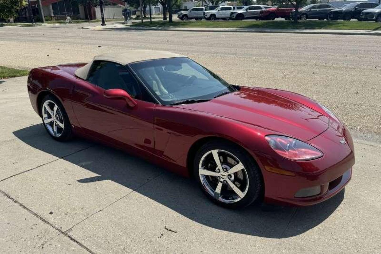 2009 Crystal Red Metallic /Cashmere Chevrolet Corvette 3LT (1G1YY36W095) with an 6.2L V8 SFI engine, Automatic transmission, located at 2304 W. Main St., Boise, ID, 83702, (208) 342-7777, 43.622105, -116.218658 - 2009 CHEVROLET - Photo#17