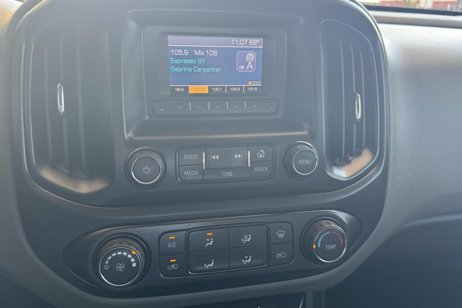 2015 Summit White /Black Chevrolet Colorado (1GCHSAEA4F1) with an 4 Cyl 2.5 Liter engine, Automatic transmission, located at 2304 W. Main St., Boise, ID, 83702, (208) 342-7777, 43.622105, -116.218658 - 2015 CHEVROLET - Photo#6