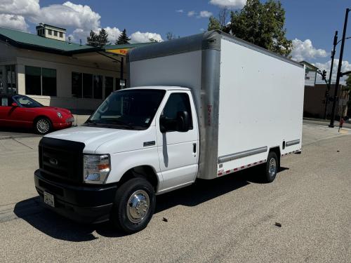 2022 Ford E-350 Cutaway