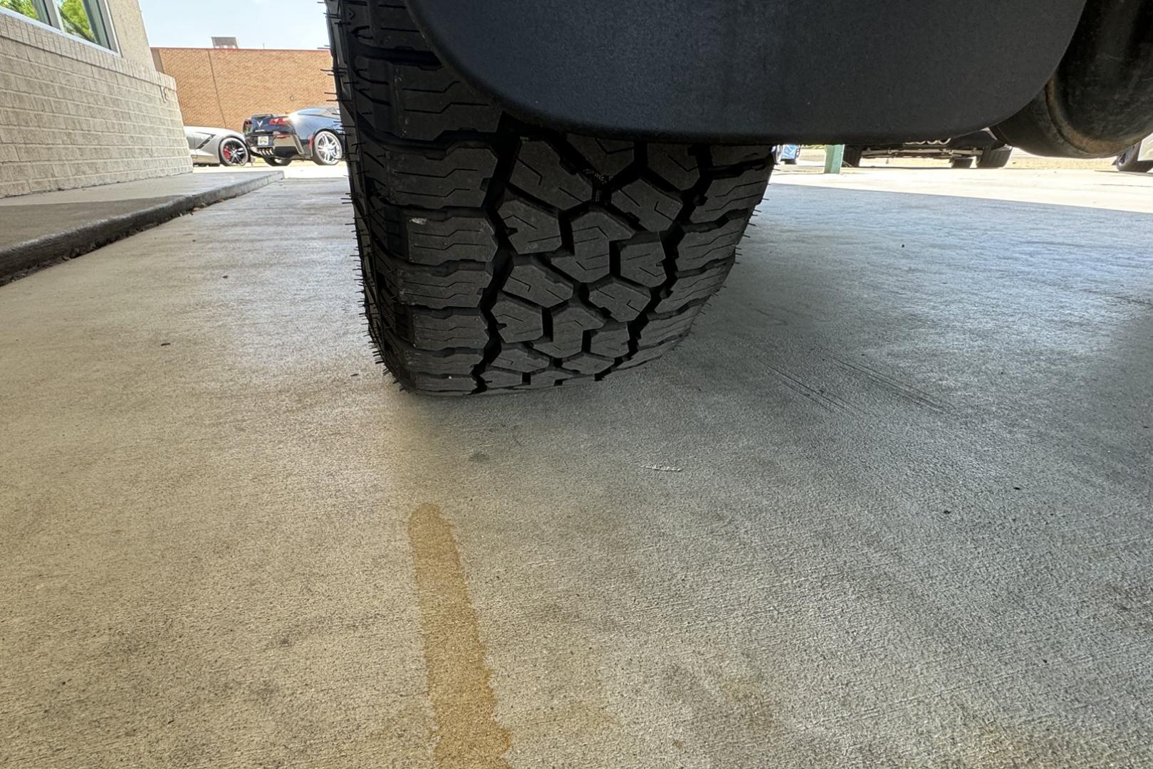 2021 Lunar Rock /Black Toyota Tundra SR5 (5TFDY5F18MX) with an V8 5.7 Liter engine, Automatic transmission, located at 2304 W. Main St., Boise, ID, 83702, (208) 342-7777, 43.622105, -116.218658 - 2021 Toyota Tundra CrewMax SR5 - Photo#17