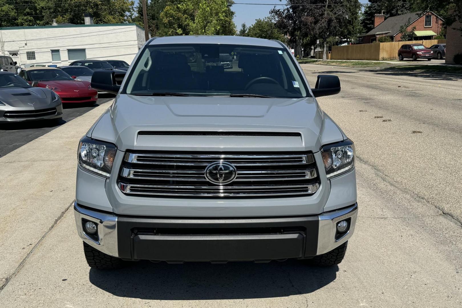 2021 Lunar Rock /Black Toyota Tundra SR5 (5TFDY5F18MX) with an V8 5.7 Liter engine, Automatic transmission, located at 2304 W. Main St., Boise, ID, 83702, (208) 342-7777, 43.622105, -116.218658 - 2021 Toyota Tundra CrewMax SR5 - Photo#3