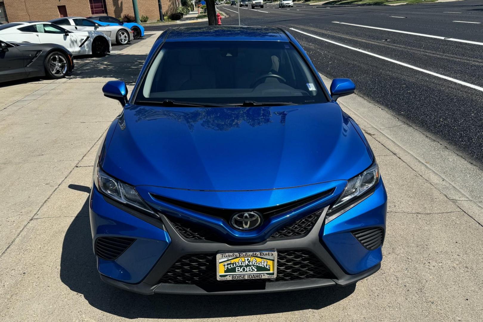 2018 Blue Streak Metallic /Gray Toyota Camry SE SE (4T1B11HK1JU) with an 4 Cyl 2.5 Liter engine, Automatic 8 Speed transmission, located at 2304 W. Main St., Boise, ID, 83702, (208) 342-7777, 43.622105, -116.218658 - Clean 2018 Toyota Camry In Blue Streak Metallic! New Tires Too! - Photo#3