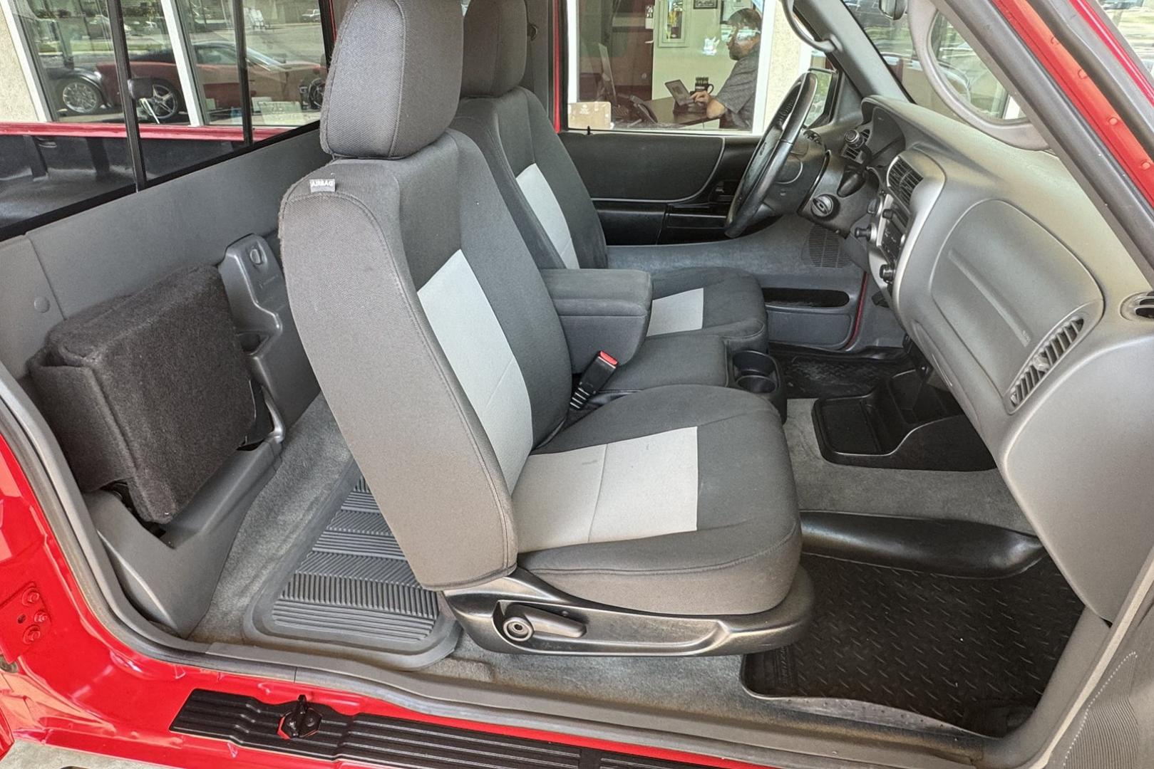 2011 Red /Black/Gray Ford Ranger XLT (1FTLR4FE2BP) with an V6 4.0 Liter engine, Automatic 5 Speed with Overdrive transmission, located at 2304 W. Main St., Boise, ID, 83702, (208) 342-7777, 43.622105, -116.218658 - Photo#11