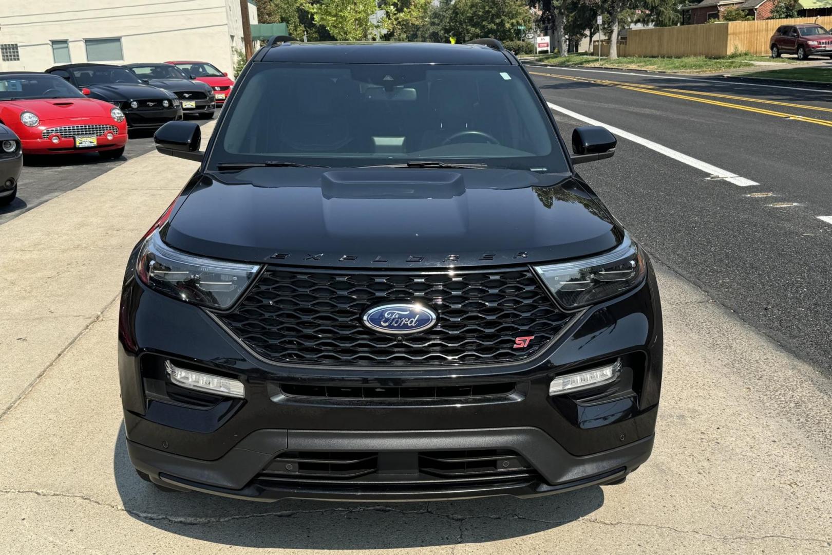 2021 Black /Black Ford Explorer ST ST (1FM5K8GC4MG) with an V6 3.0 Liter Twin Turbo engine, Automatic 10 Speed transmission, located at 2304 W. Main St., Boise, ID, 83702, (208) 342-7777, 43.622105, -116.218658 - Photo#3