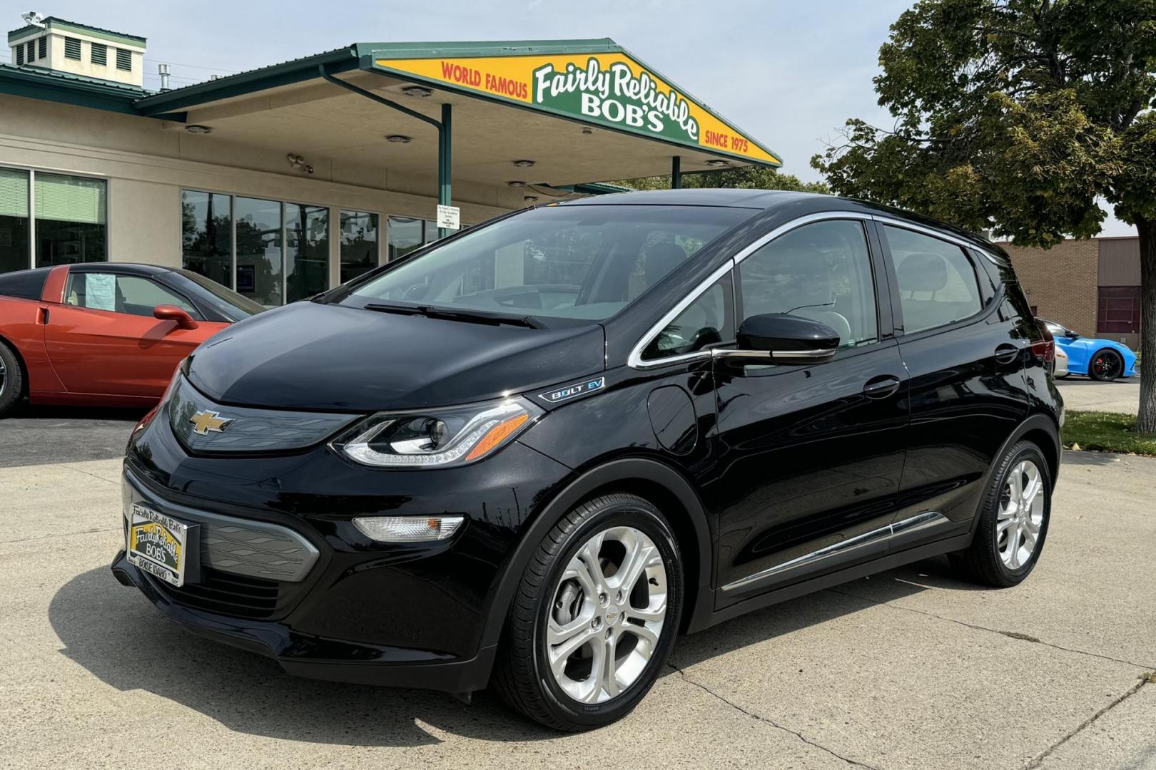 2018 Mosaic Black Metallic /Dark Galvanized/Sky Cool Gray Chevrolet Bolt LT (1G1FW6S08J4) with an 60 kWh engine, Automatic transmission, located at 2304 W. Main St., Boise, ID, 83702, (208) 342-7777, 43.622105, -116.218658 - New Tires! Driver Confidence Package and Comfort And Convenience Package Too! - Photo#0