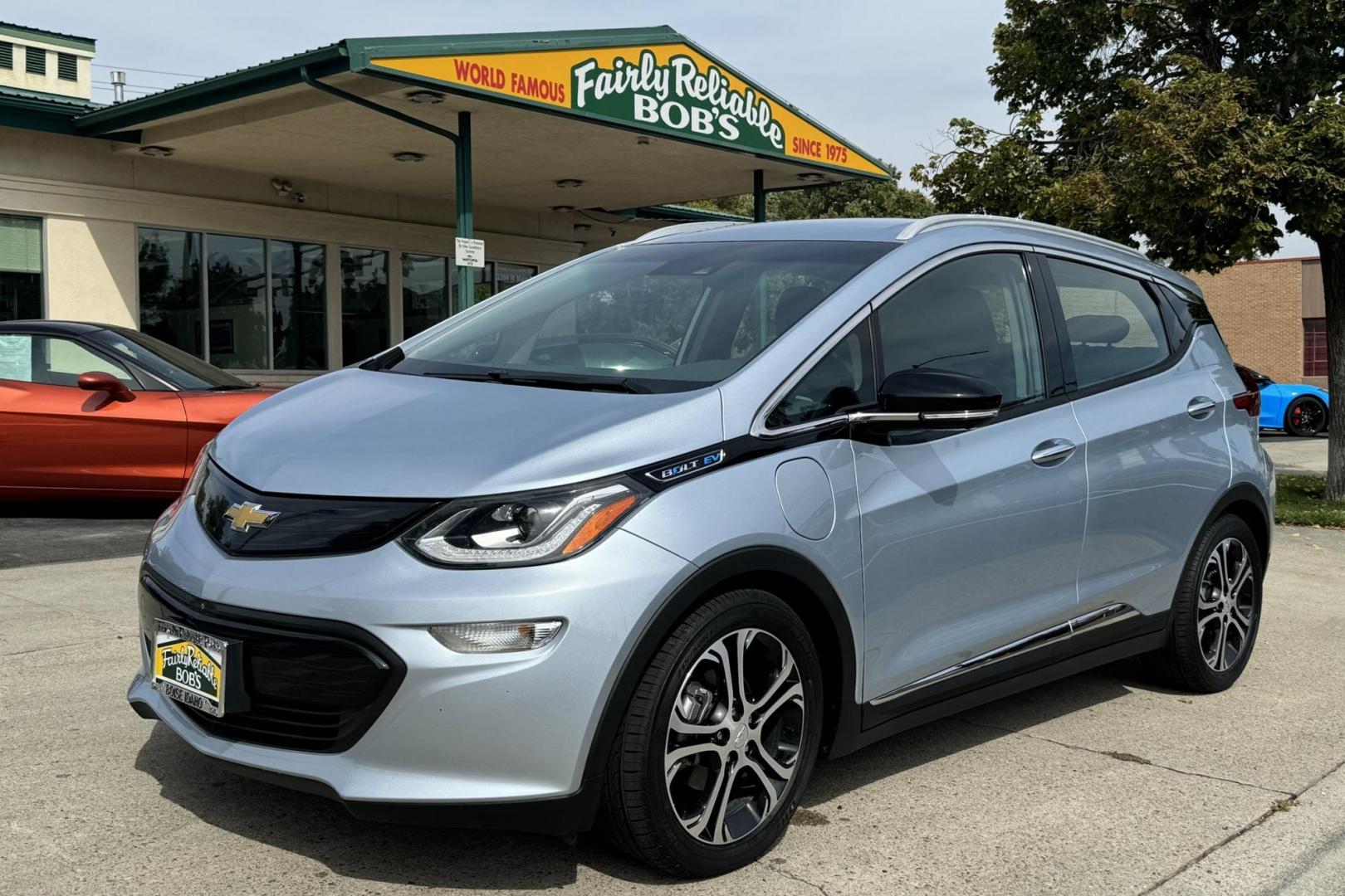 2018 Arctic Blue /Dark Galvanized Gray Chevrolet Bolt Premier Premier (1G1FX6S03J4) with an 60 kWh engine, Automatic transmission, located at 2304 W. Main St., Boise, ID, 83702, (208) 342-7777, 43.622105, -116.218658 - Recall Complete! A Lot Of Remaining Battery Warranty! New Tires! Highly Optioned! - Photo#0