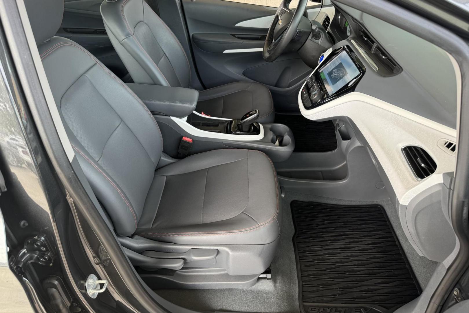 2018 Nighfall Gray Metallic /Dark Galvanized Gray Chevrolet Bolt Premier Premier (1G1FX6S09J4) with an 60 kWh engine, Automatic transmission, located at 2304 W. Main St., Boise, ID, 83702, (208) 342-7777, 43.622105, -116.218658 - A Lot Of Remaining Factory Battery Warranty! Recall Complete! Qualifies for The EV Tax Credit! New Tires Too! - Photo#21