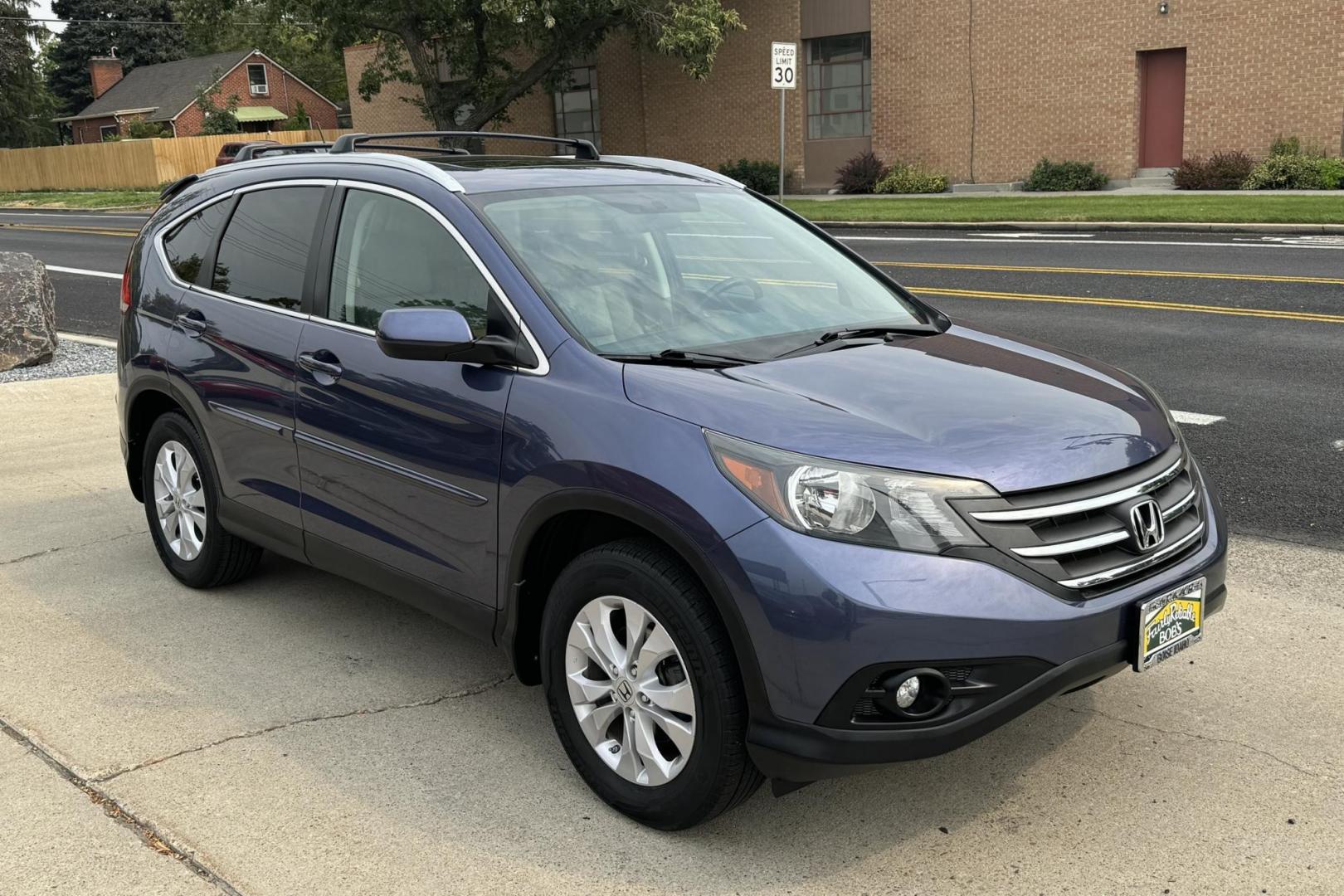 2013 Twilight Blue /Gray Honda CR-V EX-L (2HKRM4H73DH) with an 4 Cyl 2.4 Liter engine, Automatic 5 Speed transmission, located at 2304 W. Main St., Boise, ID, 83702, (208) 342-7777, 43.622105, -116.218658 - One Family Owned Idaho Car! - Photo#2