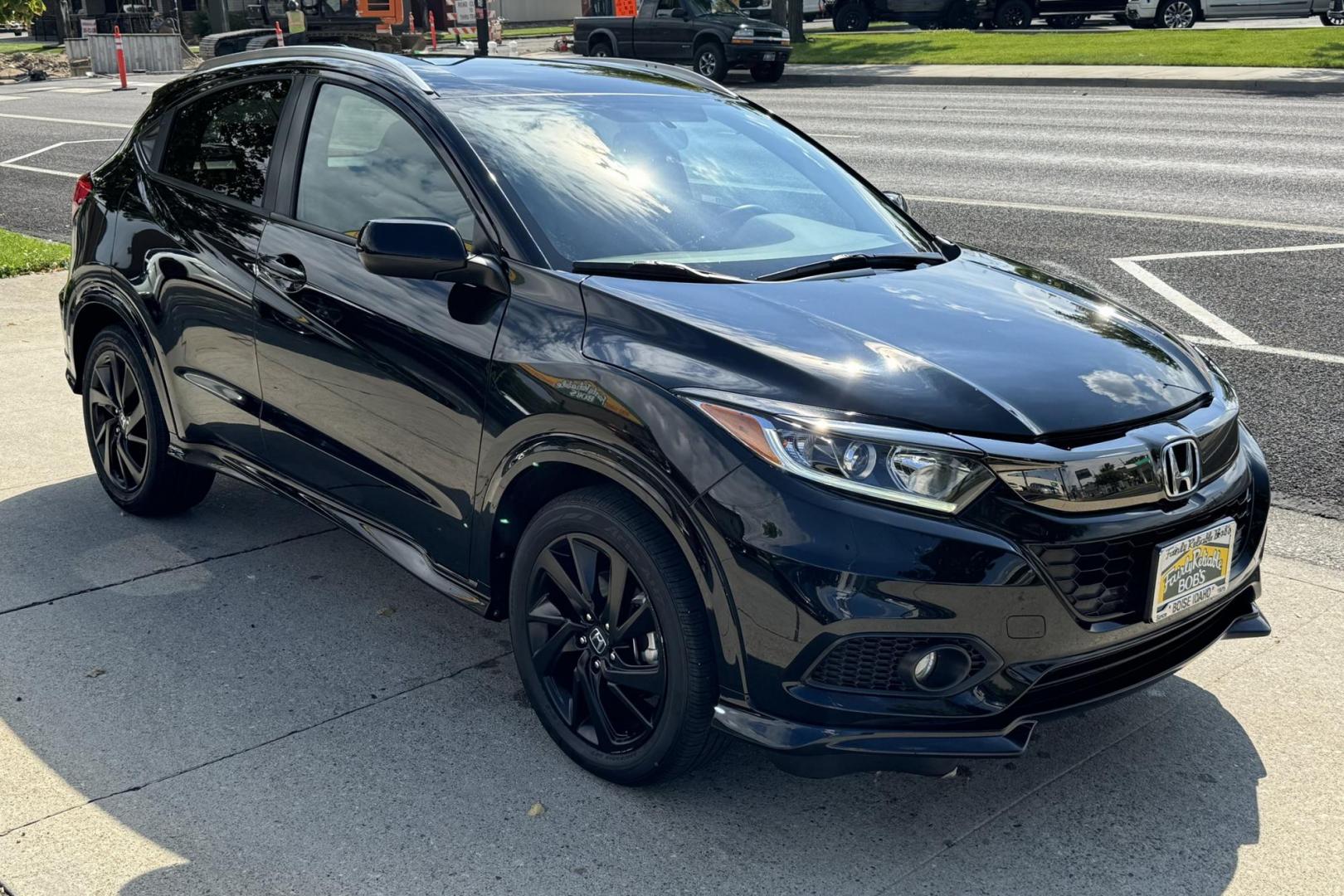 2022 Black /Black Honda HR-V Sport (3CZRU6H10NM) with an 4 Cyl 1.8 Liter engine, Automatic transmission, located at 2304 W. Main St., Boise, ID, 83702, (208) 342-7777, 43.622105, -116.218658 - Gas Miser With New Tires Too! One Owner Idaho Car! - Photo#2