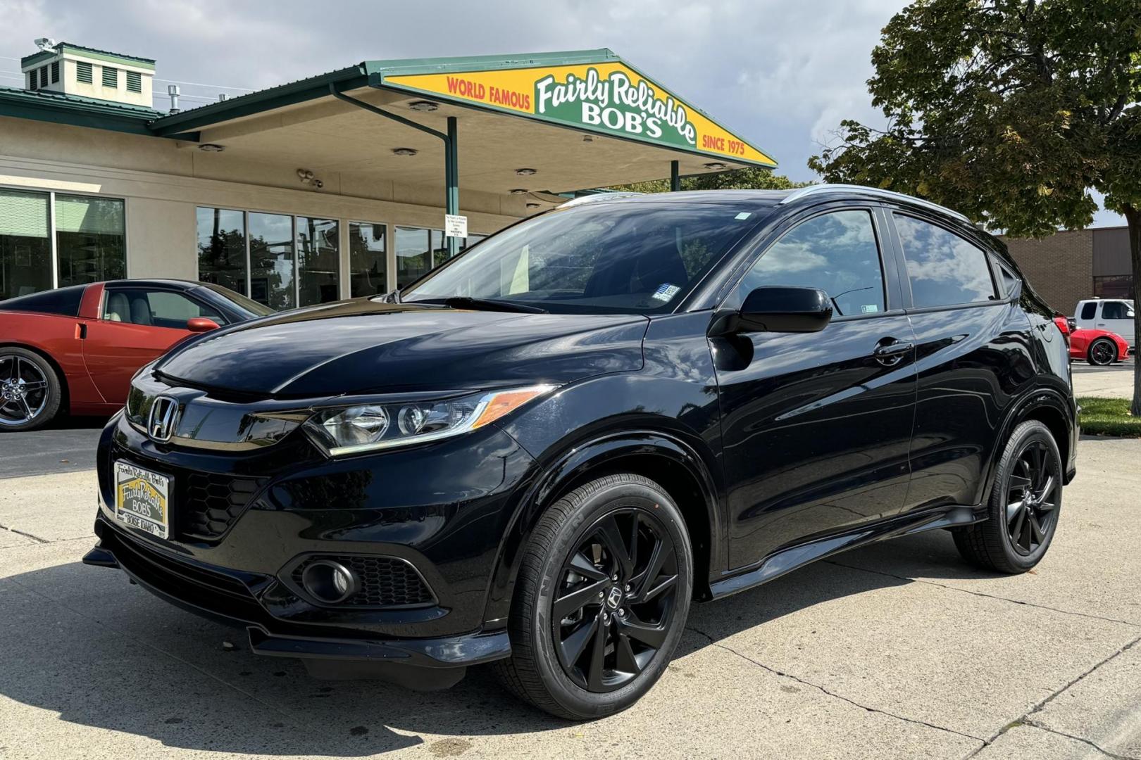 2022 Black /Black Honda HR-V Sport (3CZRU6H10NM) with an 4 Cyl 1.8 Liter engine, Automatic transmission, located at 2304 W. Main St., Boise, ID, 83702, (208) 342-7777, 43.622105, -116.218658 - Gas Miser With New Tires Too! One Owner Idaho Car! - Photo#0