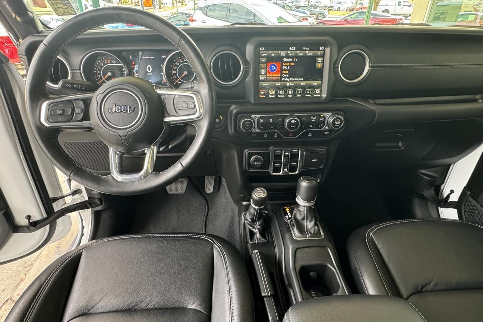 2023 White /Black Jeep Gladiator Overland (1C6HJTFG9PL) with an V6 3.6 Liter engine, Automatic 8 Speed transmission, located at 2304 W. Main St., Boise, ID, 83702, (208) 342-7777, 43.622105, -116.218658 - Photo#9