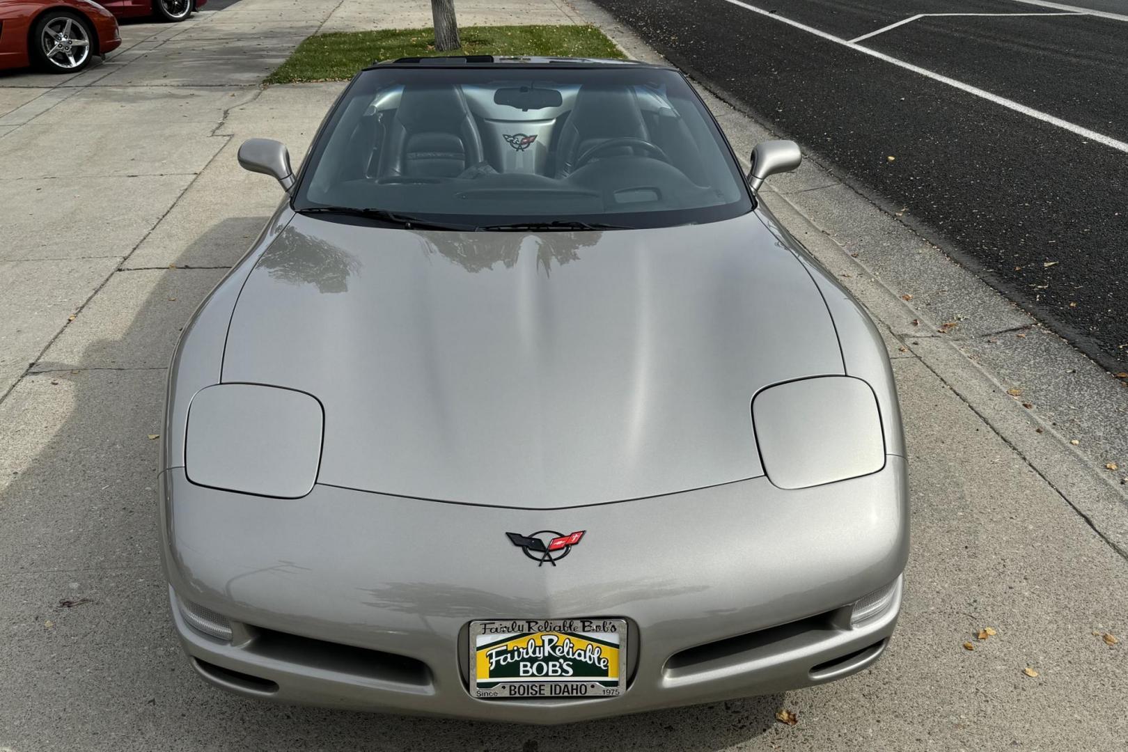 2000 Pewter /Black Chevrolet Corvette (1G1YY32G4Y5) with an V8 5.3 Liter engine, Automatic transmission, located at 2304 W. Main St., Boise, ID, 83702, (208) 342-7777, 43.622105, -116.218658 - Low Mileage C5 Convertible! - Photo#3