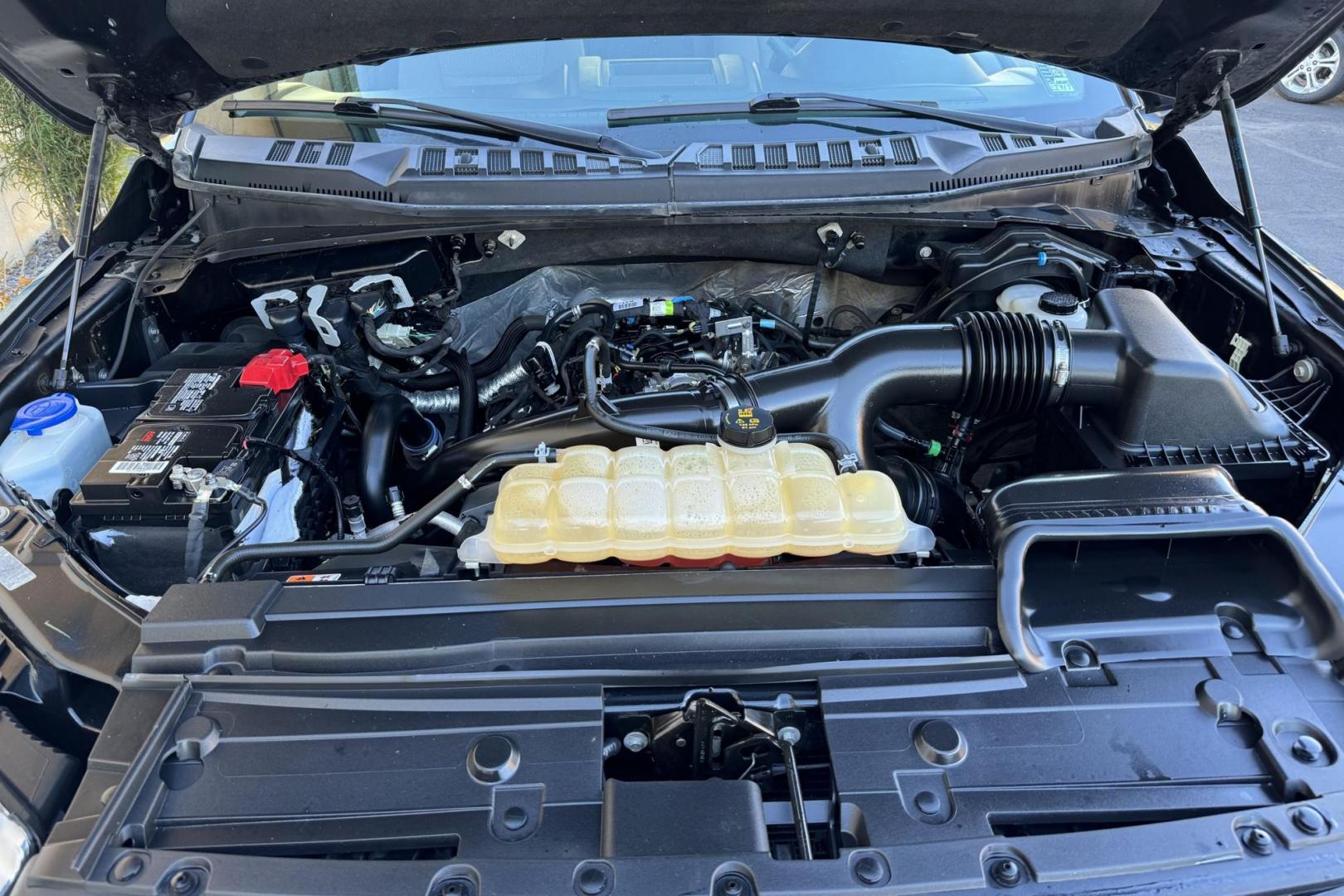 2019 Black /Gray Ford F-150 XLT (1FTEW1EP0KF) with an V6 2.7 Liter Twin Turbo engine, Automatic 6 Speed transmission, located at 2304 W. Main St., Boise, ID, 83702, (208) 342-7777, 43.622105, -116.218658 - Ready To Haul! - Photo#15