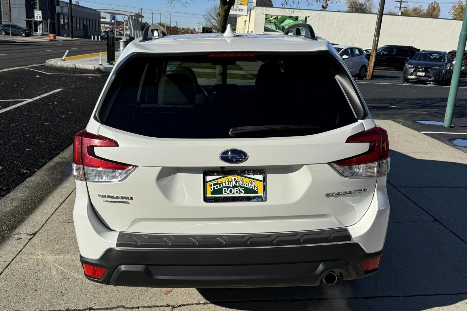 2020 White Diamond Pearl /Light Gray Subaru Forester Limited (JF2SKASC4LH) with an H4 2.5 Liter engine, Automatic transmission, located at 2304 W. Main St., Boise, ID, 83702, (208) 342-7777, 43.622105, -116.218658 - New Tires! Idaho Car! - Photo#1