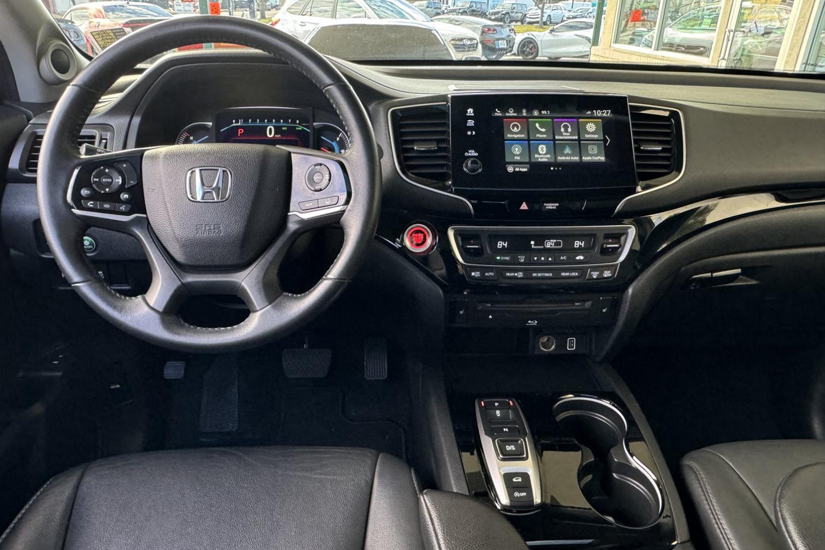 2021 Platinum White Pearl /Black Honda Pilot Touring (5FNYF6H96MB) with an V6 3.5 Liter engine, Automatic 9 Speed transmission, located at 2304 W. Main St., Boise, ID, 83702, (208) 342-7777, 43.622105, -116.218658 - Photo#18