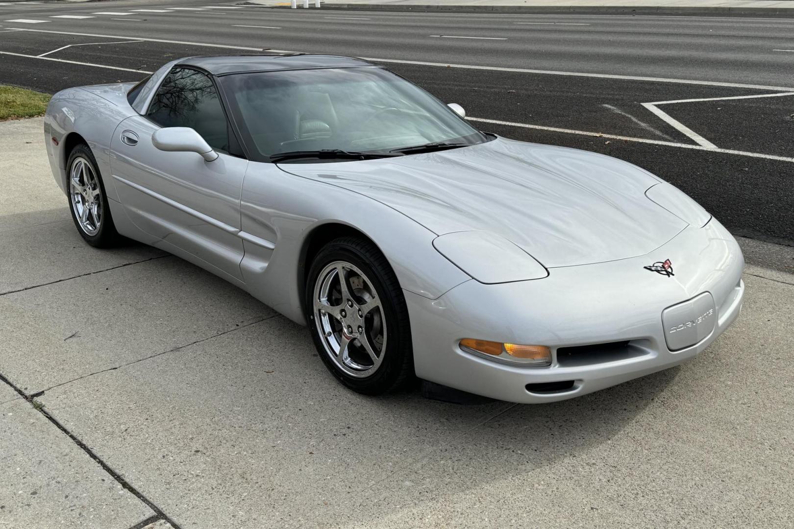 1997 Silver /Gray Chevrolet Corvette (1G1YY22G6V5) with an V8 5.3 Liter engine, Automatic transmission, located at 2304 W. Main St., Boise, ID, 83702, (208) 342-7777, 43.622105, -116.218658 - Affordable Fun! New Tires Too! - Photo#16