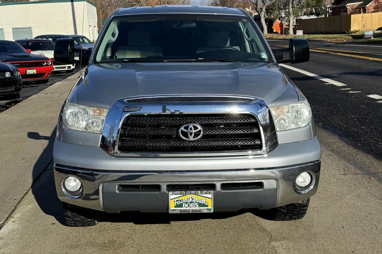 2008 Silver /Gray Toyota Tundra SR5 (5TFRV54178X) with an V8 5.7 Liter engine, Automatic 6 Speed transmission, located at 2304 W. Main St., Boise, ID, 83702, (208) 342-7777, 43.622105, -116.218658 - Stunning Toyota Tundra Double Cab! Must See To Appreciate! - Photo#3