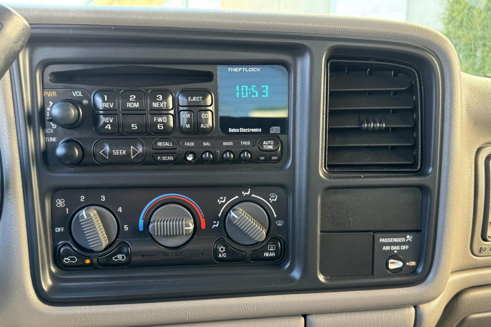 2001 Maroon /Gray Chevrolet Silverado 1500 LT (1GCEK19T51Z) with an V8 5.3 Liter engine, Automatic transmission, located at 2304 W. Main St., Boise, ID, 83702, (208) 342-7777, 43.622105, -116.218658 - One Owner Idaho Truck! - Photo#20