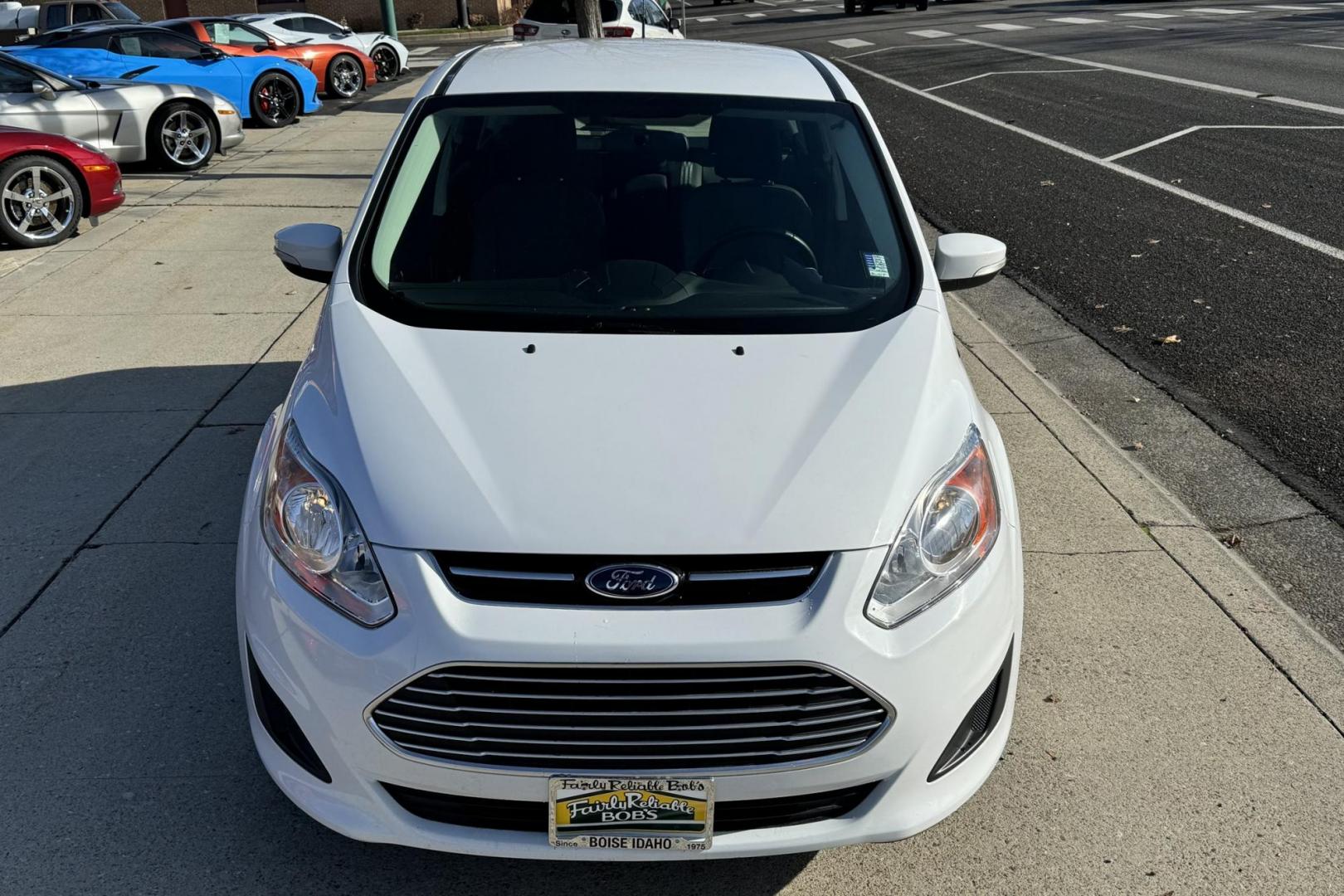 2016 Oxford White /Gray Ford C-Max Hybrid SE (1FADP5AU2GL) with an 4 Cyl 2.0 Liter Hybrid engine, Automatic transmission, located at 2304 W. Main St., Boise, ID, 83702, (208) 342-7777, 43.622105, -116.218658 - Updated JVC Head Unit! Power Rear Liftgate! Apple Car Play! - Photo#3