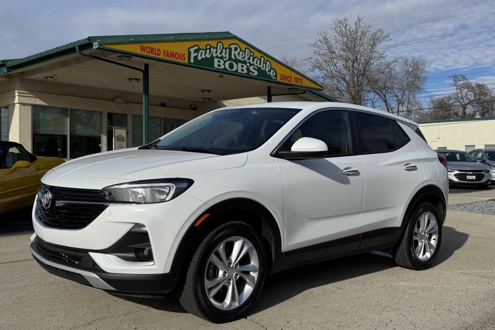 2023 White /Black Buick Encore GX Preferred (KL4MMCSL6PB) with an 3 Cyl 1.3 Liter Turbo engine, Automatic 9 Speed transmission, located at 2304 W. Main St., Boise, ID, 83702, (208) 342-7777, 43.622105, -116.218658 - Great Fuel Economy And All Wheel Drive With Apple Car Play! - Photo#0