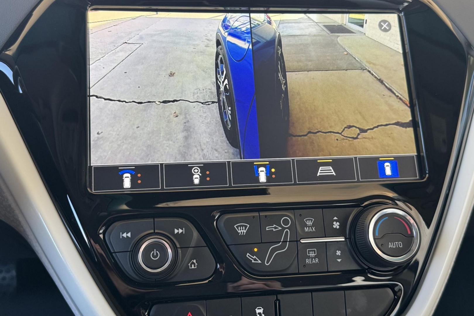 2020 Kinetic Blue Metallic /Dark Galvanized/Sky Cool Gray Chevrolet Bolt Premier Premier (1G1FZ6S05L4) with an 66 kWh engine, Automatic transmission, located at 2304 W. Main St., Boise, ID, 83702, (208) 342-7777, 43.622105, -116.218658 - One Owner Idaho Car! New Tires! Qualifies For The Tax Credit! - Photo#7