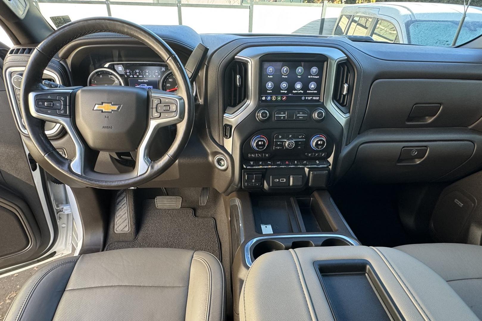 2020 Summit White /Shale Chevrolet Silverado 2500HD LTZ (1GC4YPEY8LF) with an V8 6.6 Liter Turbo Diesel engine, Automatic 10 Speed transmission, located at 2304 W. Main St., Boise, ID, 83702, (208) 342-7777, 43.622105, -116.218658 - Capable And Clean! - Photo#11