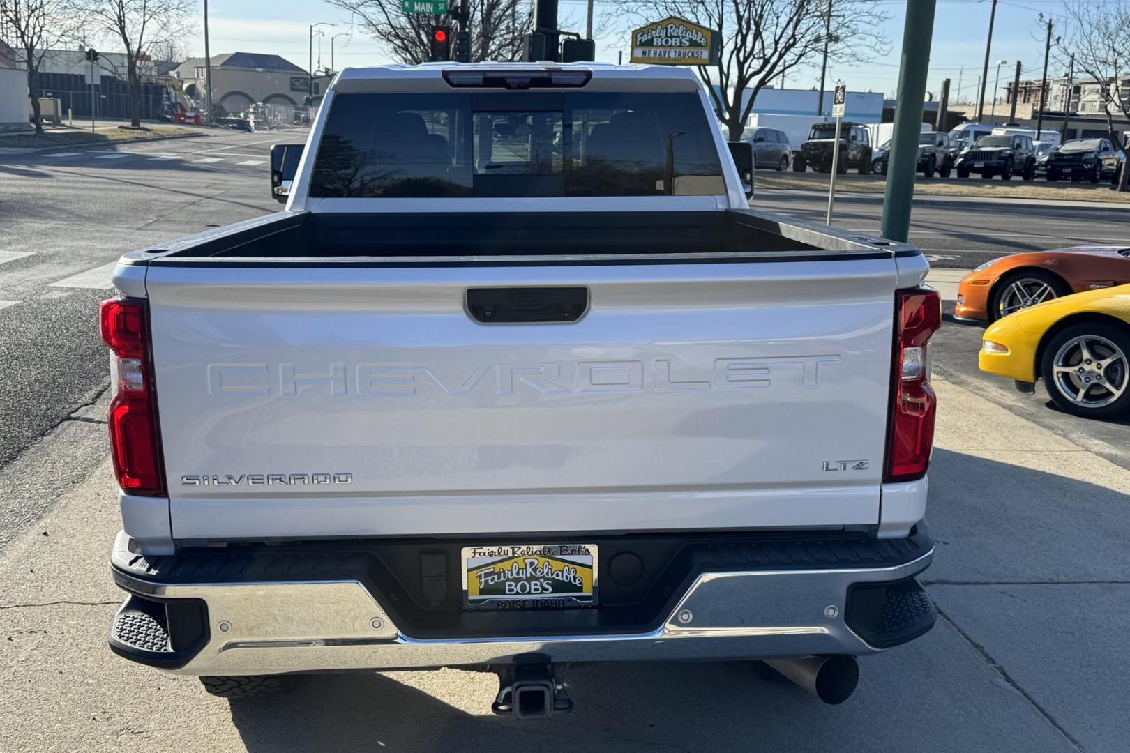 2020 Summit White /Shale Chevrolet Silverado 2500HD LTZ (1GC4YPEY8LF) with an V8 6.6 Liter Turbo Diesel engine, Automatic 10 Speed transmission, located at 2304 W. Main St., Boise, ID, 83702, (208) 342-7777, 43.622105, -116.218658 - Capable And Clean! - Photo#1