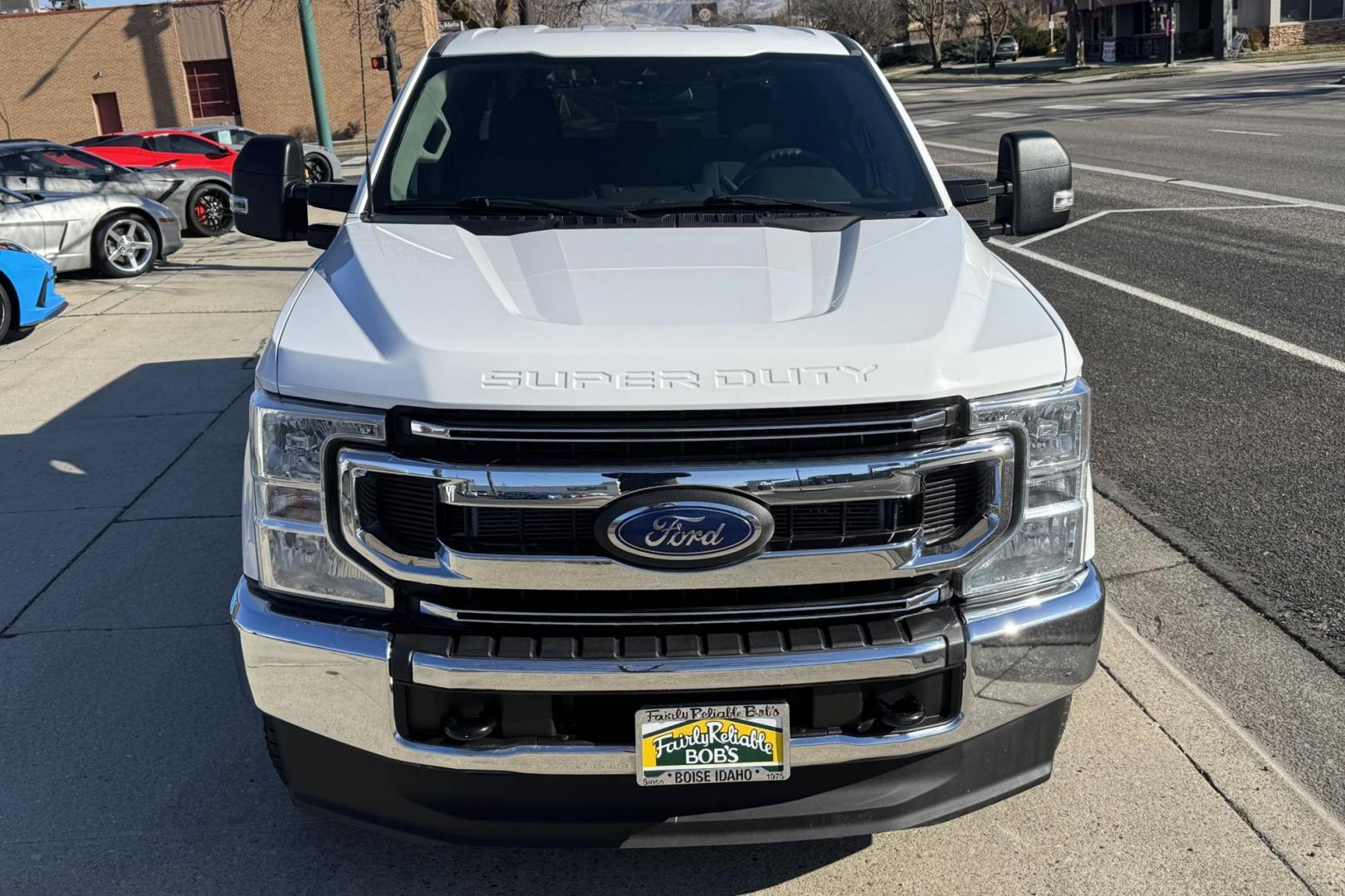 2022 Oxford White /Gray Ford F-250 XLT (1FT7W2BT3NE) with an V8 6.7 Liter Turbo Diesel engine, Automatic 10 Speed transmission, located at 2304 W. Main St., Boise, ID, 83702, (208) 342-7777, 43.622105, -116.218658 - New Tires! Clean Diesel! - Photo#3